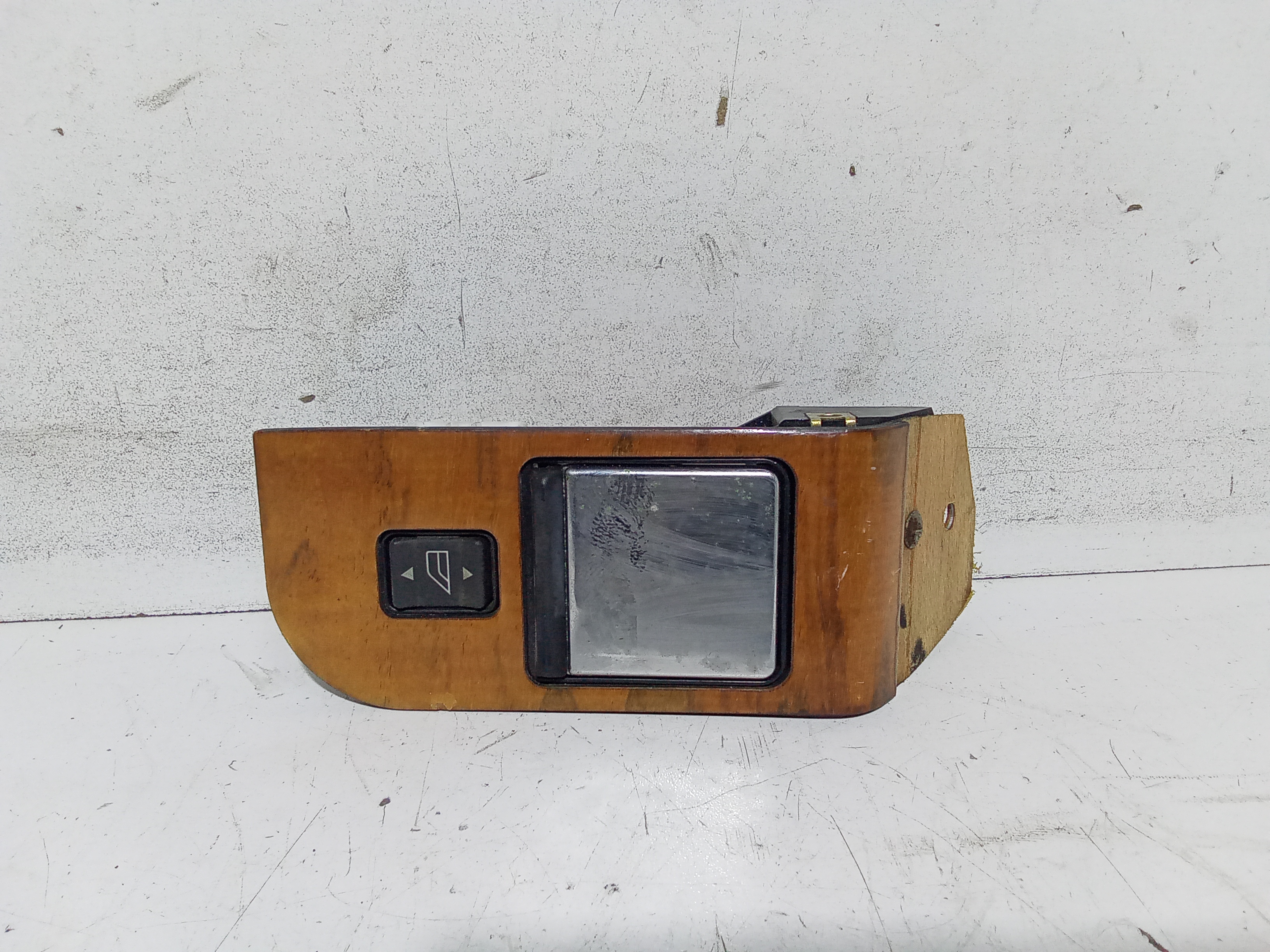 Interruttore Alzacristalli Porta Ant. Sinistro Usato