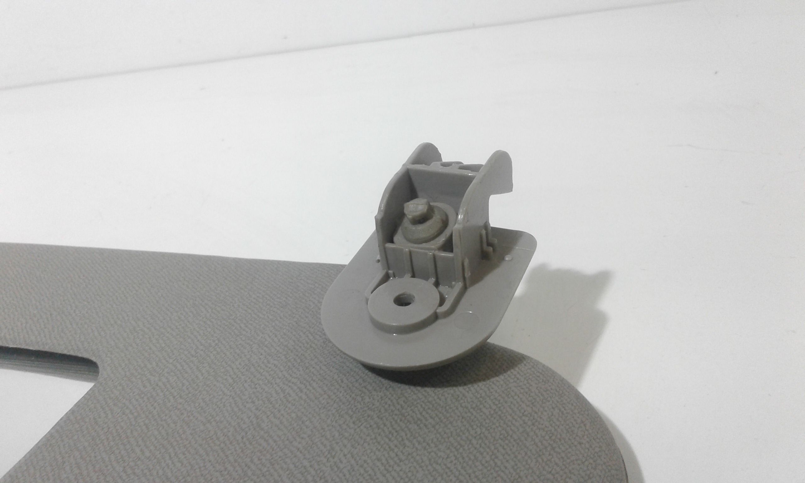 Aletta Parasole Parabrezza Destro 96650100 Usato