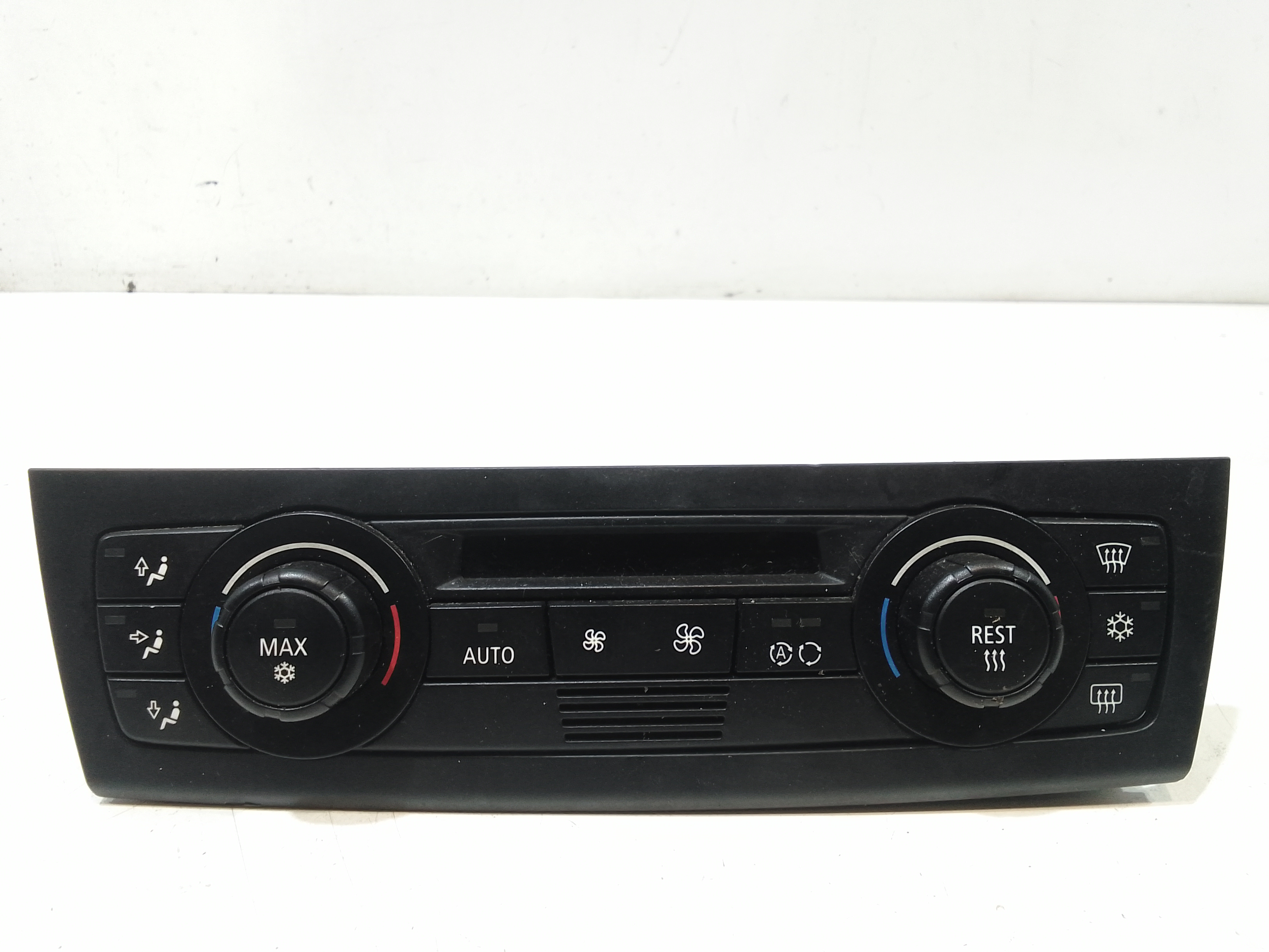 Blocco Comando Climatizzazione 64119190922 Usato