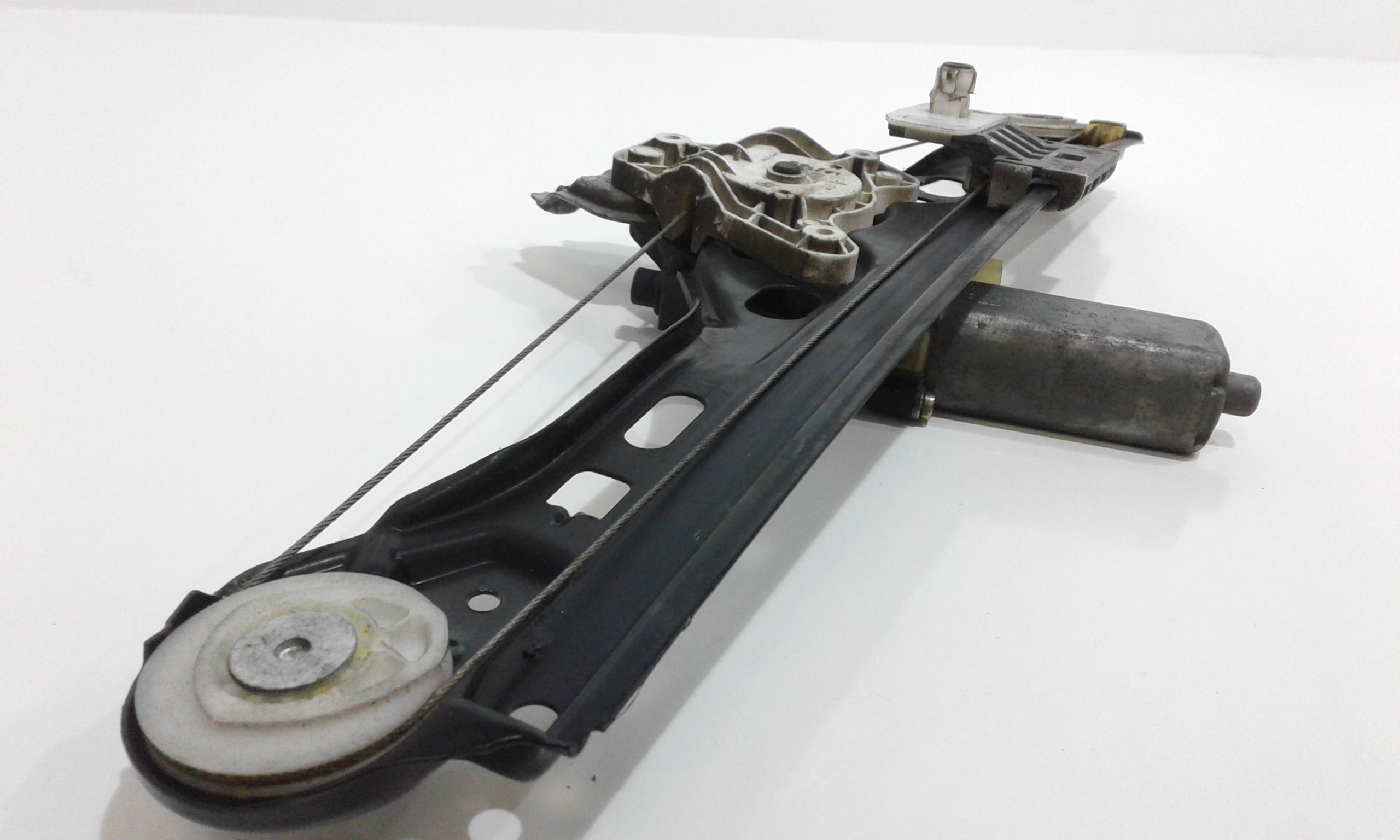 Alzacristallo Elettr. Porta Ant. Sinistro A2037201546 Usato