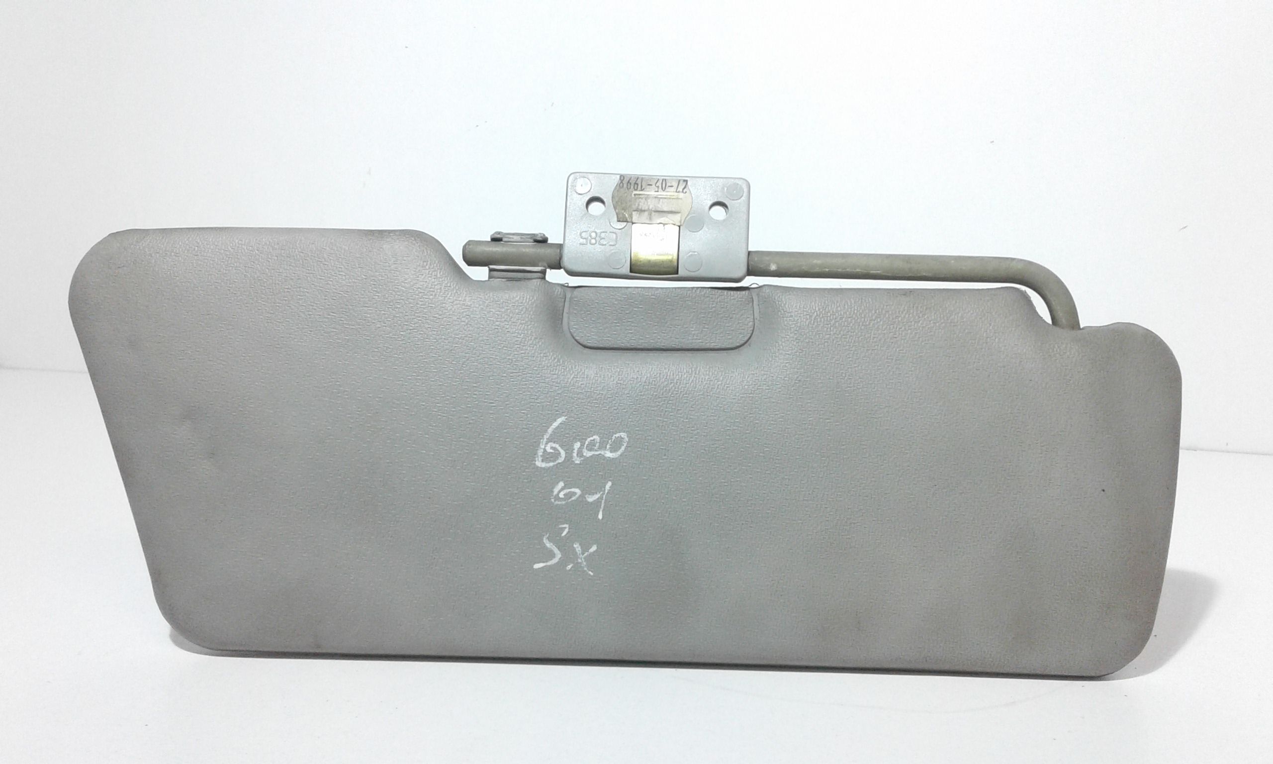 Aletta Parasole Parabrezza Sinistro 735244330 Usato