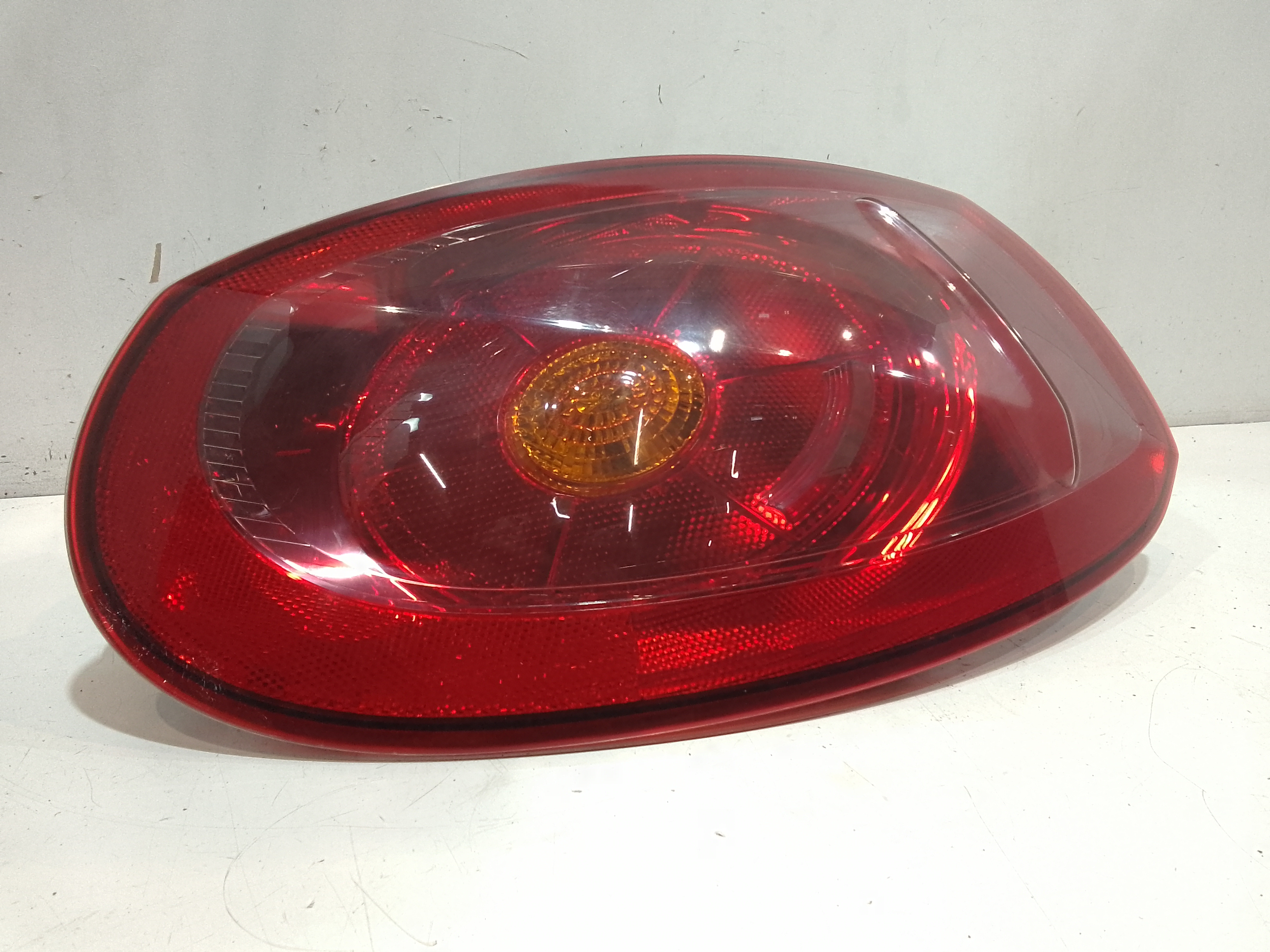 Fanale Post. Destro 51934334 Usato