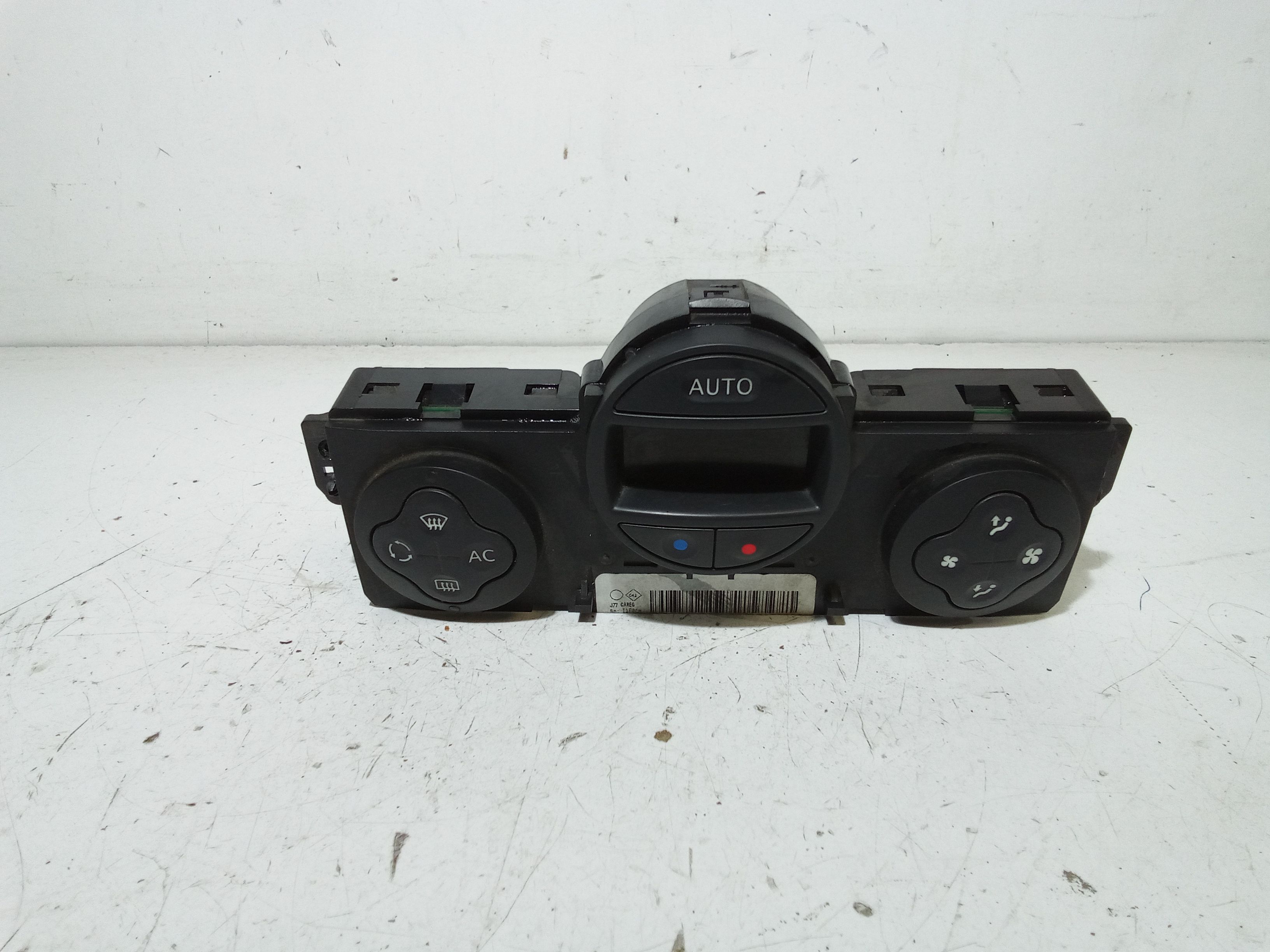 Blocco Comando Climatizzazione 7701070473 Usato