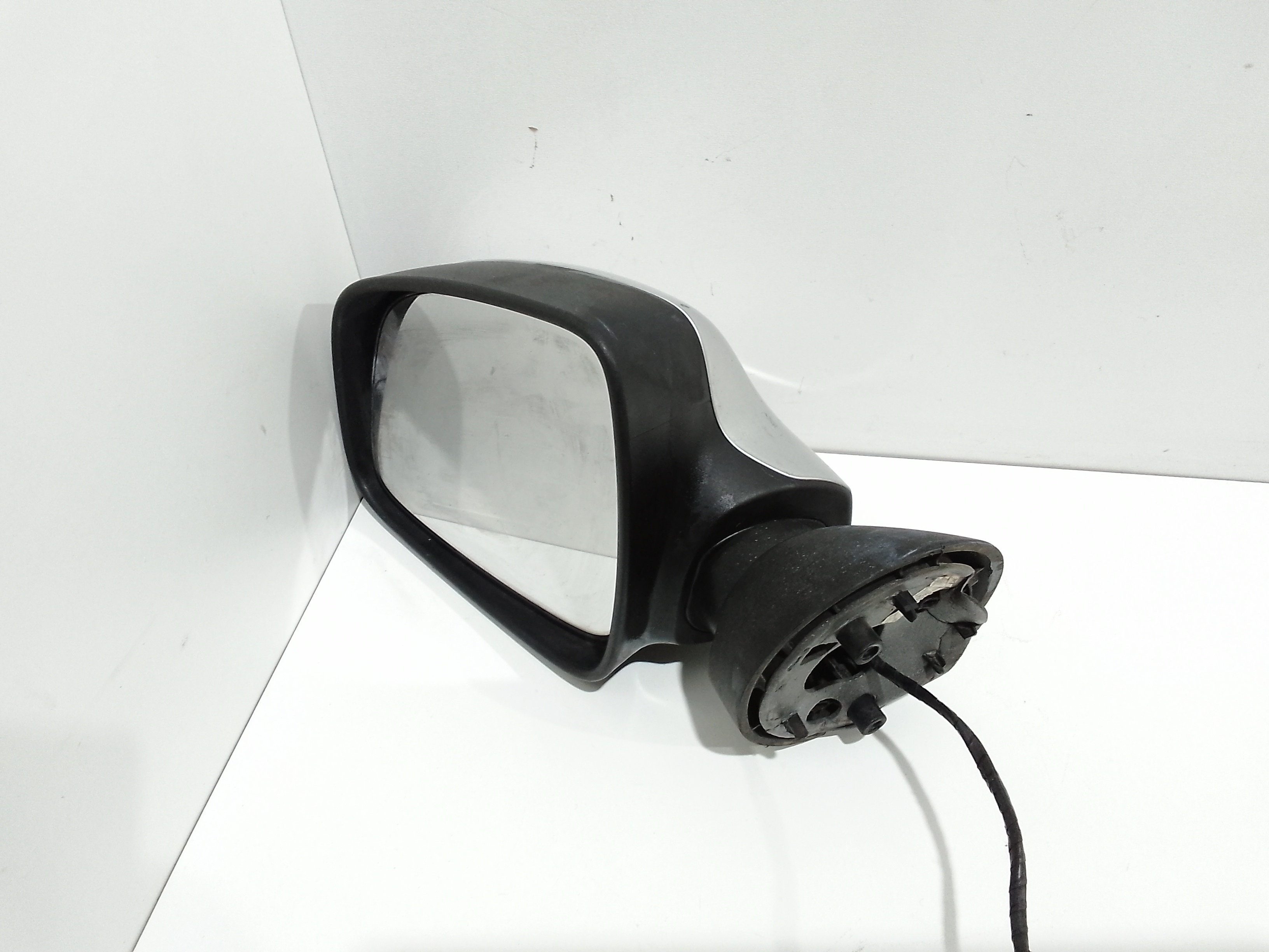 Retrovisore Est. Sinistro 963023121R Usato