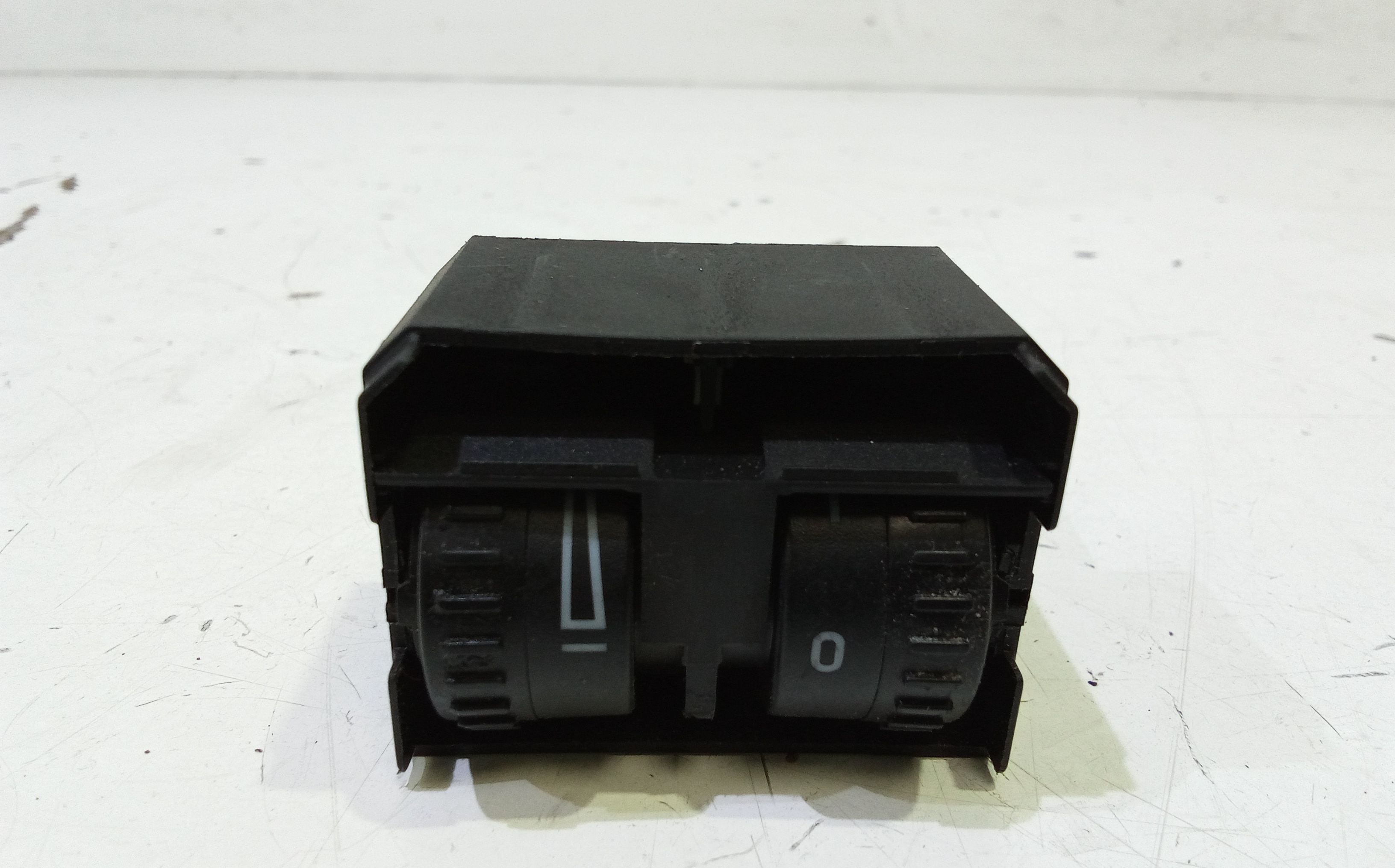 Comando Regolazione Altezza Proiettori Usato