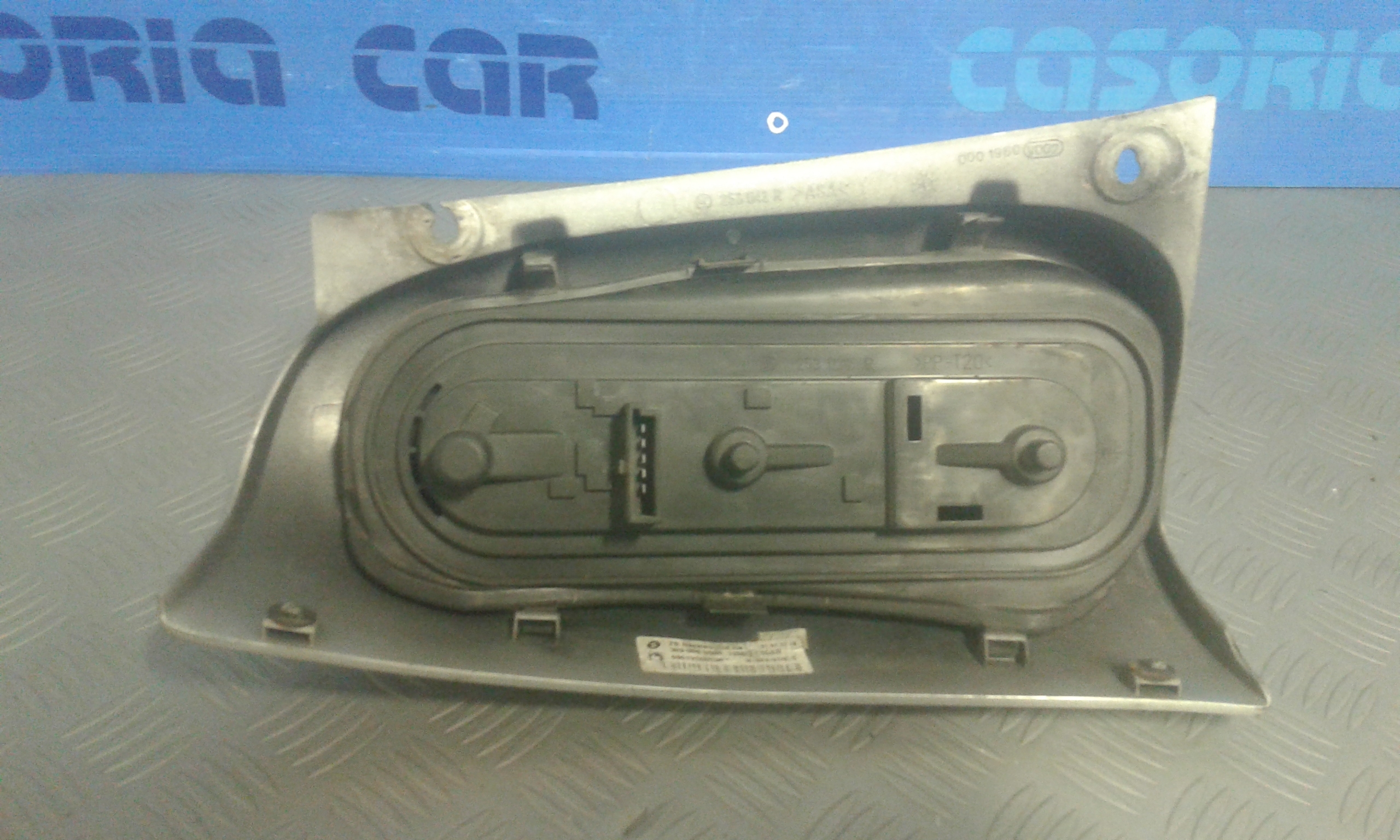 Fanale Post. Destro Q0012861V001000000 Usato