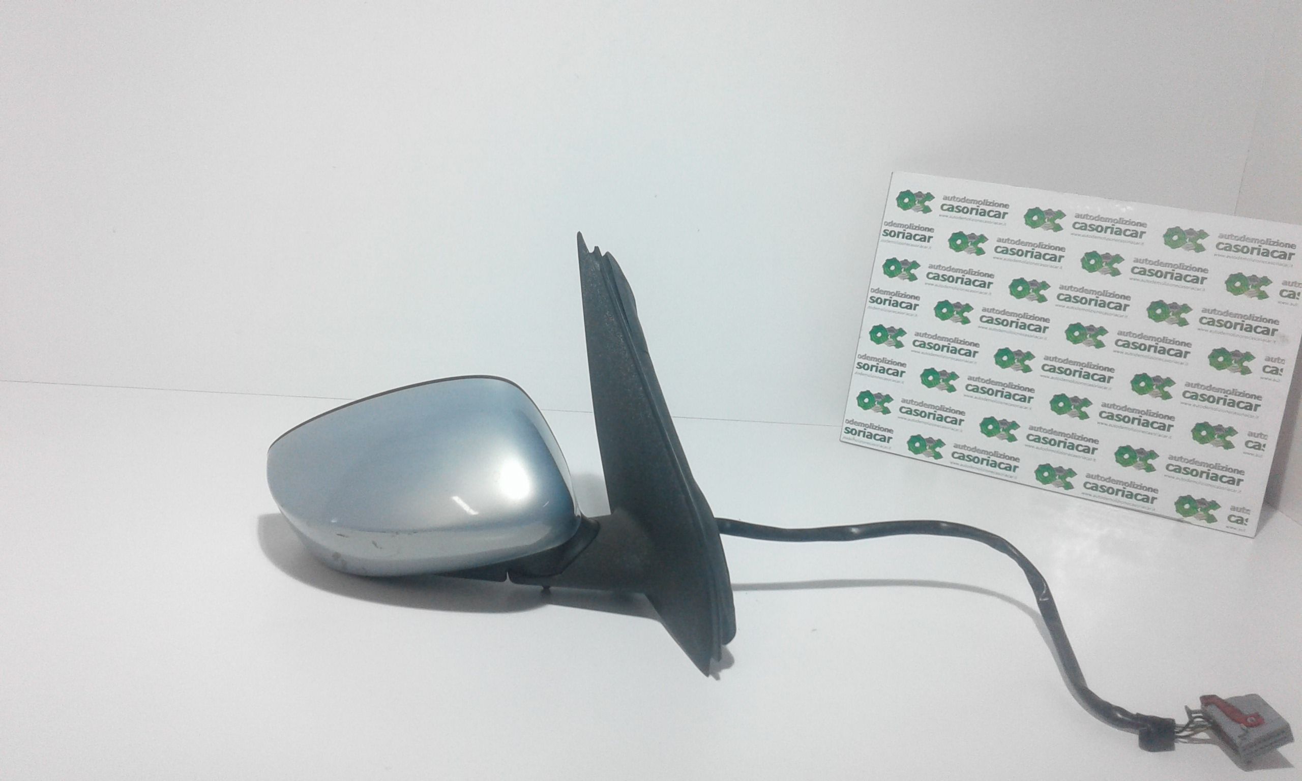 Retrovisore Est. Destro Usato