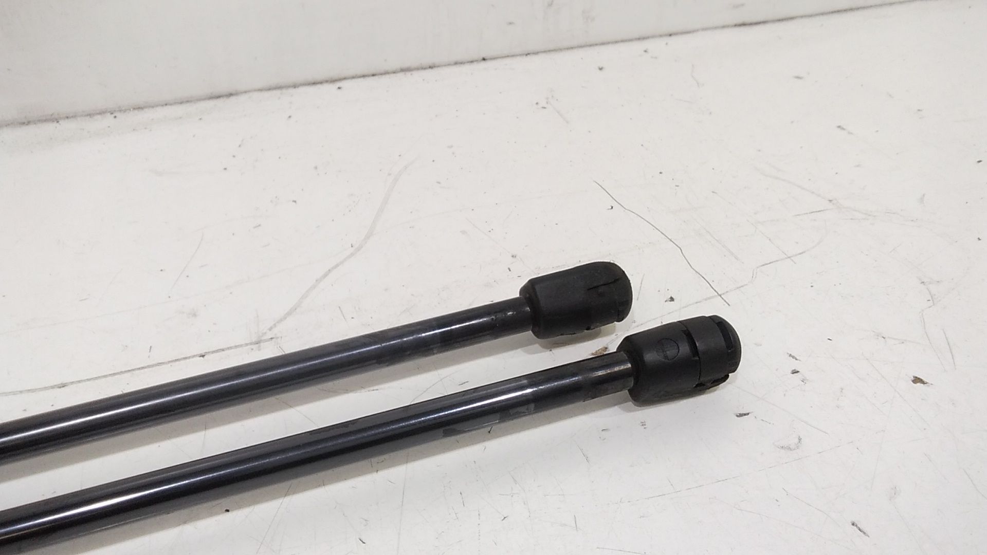 Cerniera Cofano Post. Destro Usato