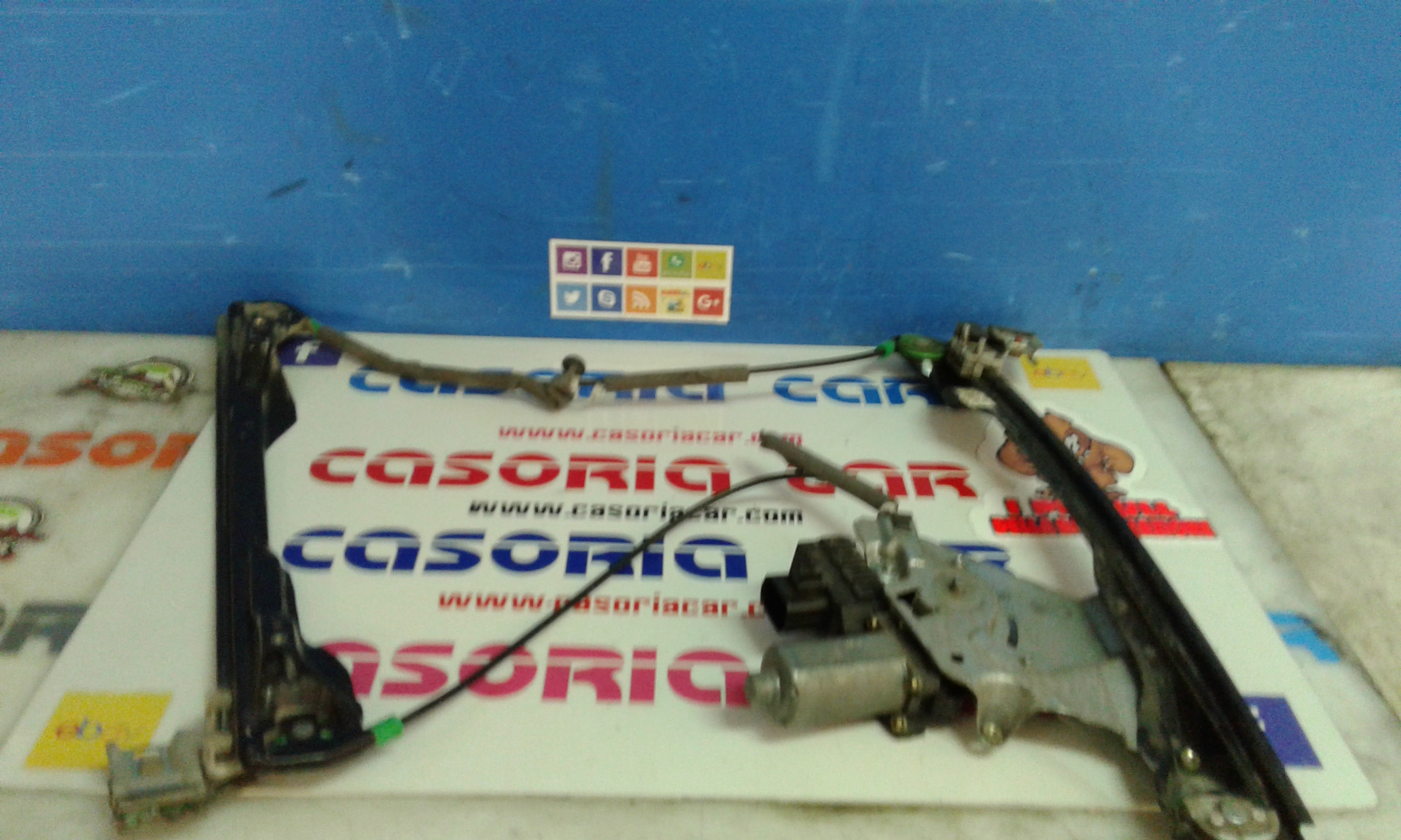 Alzacristallo Porta Ant. Destro 1331610 Usato