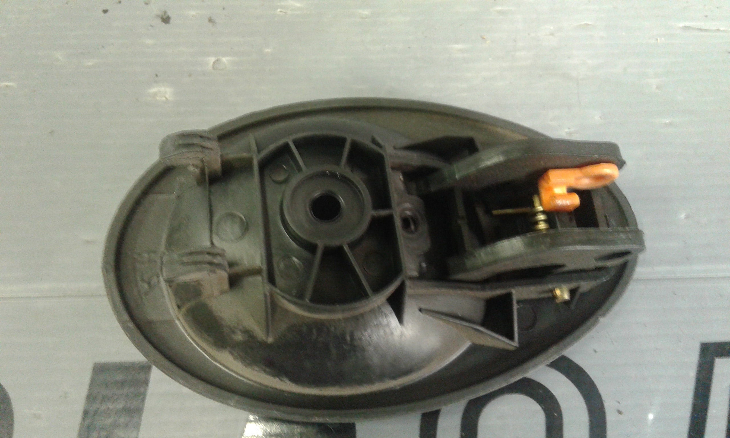 Maniglia Int. Apertura Porta Post. Destro 96601586 Usato