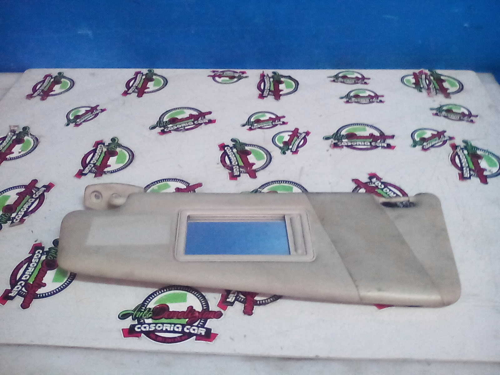 Aletta Parasole Parabrezza Sinistro 735361679 Usato