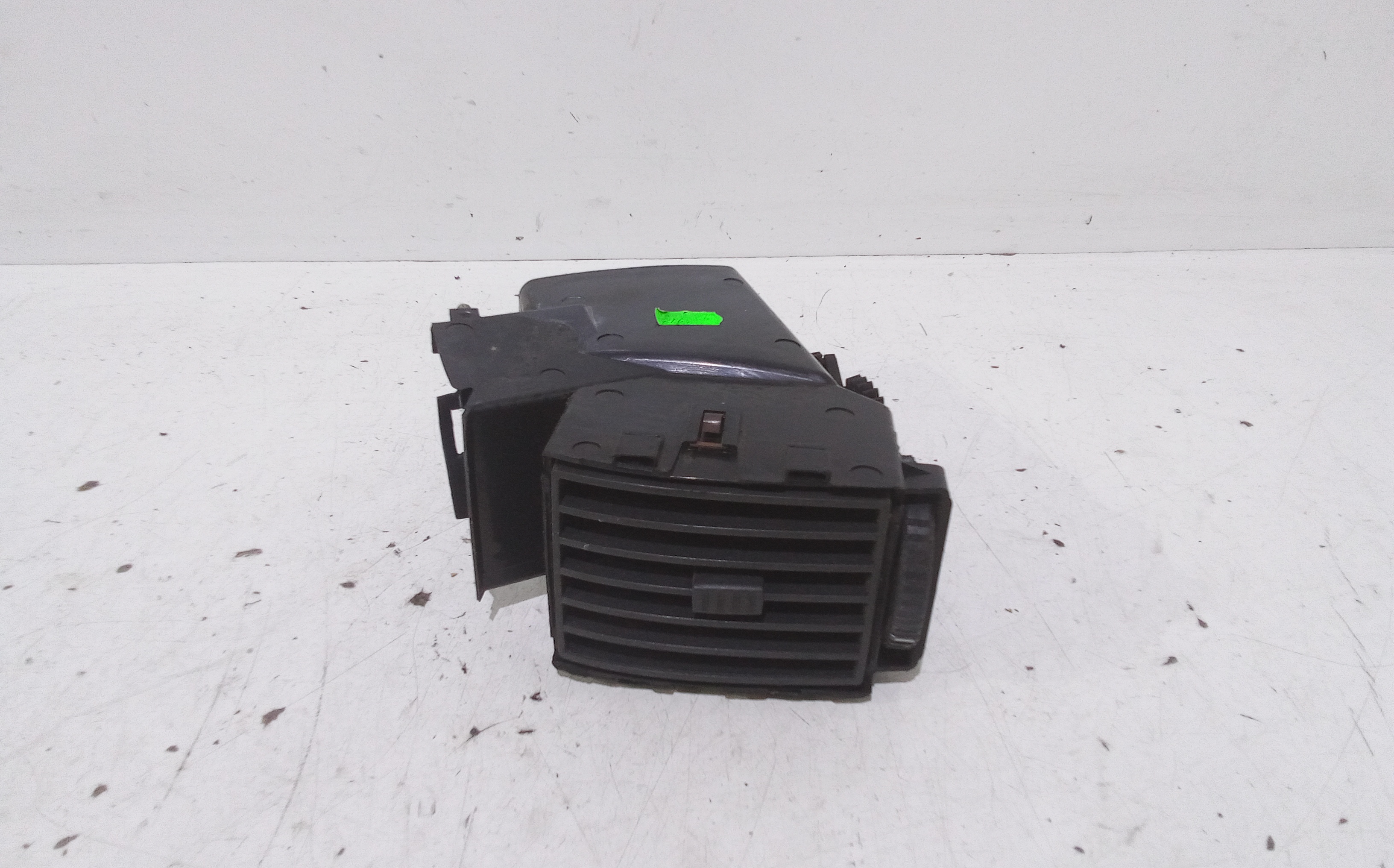 Condotto Aria Bocchette Lat. Cruscotto Sinistro 1350142080 Usato