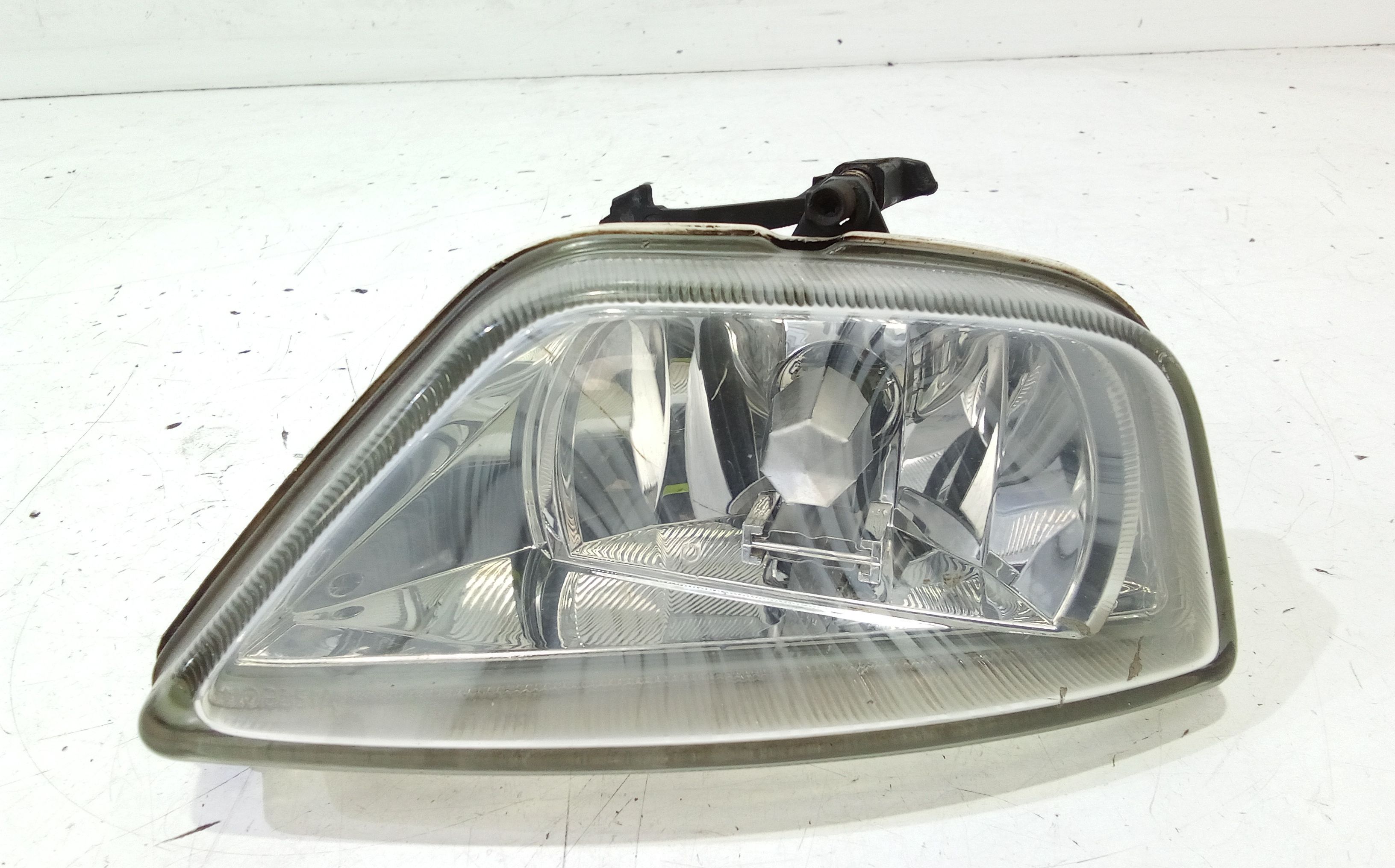 Proiettore Fendinebbia Sinistro 1306253 Usato