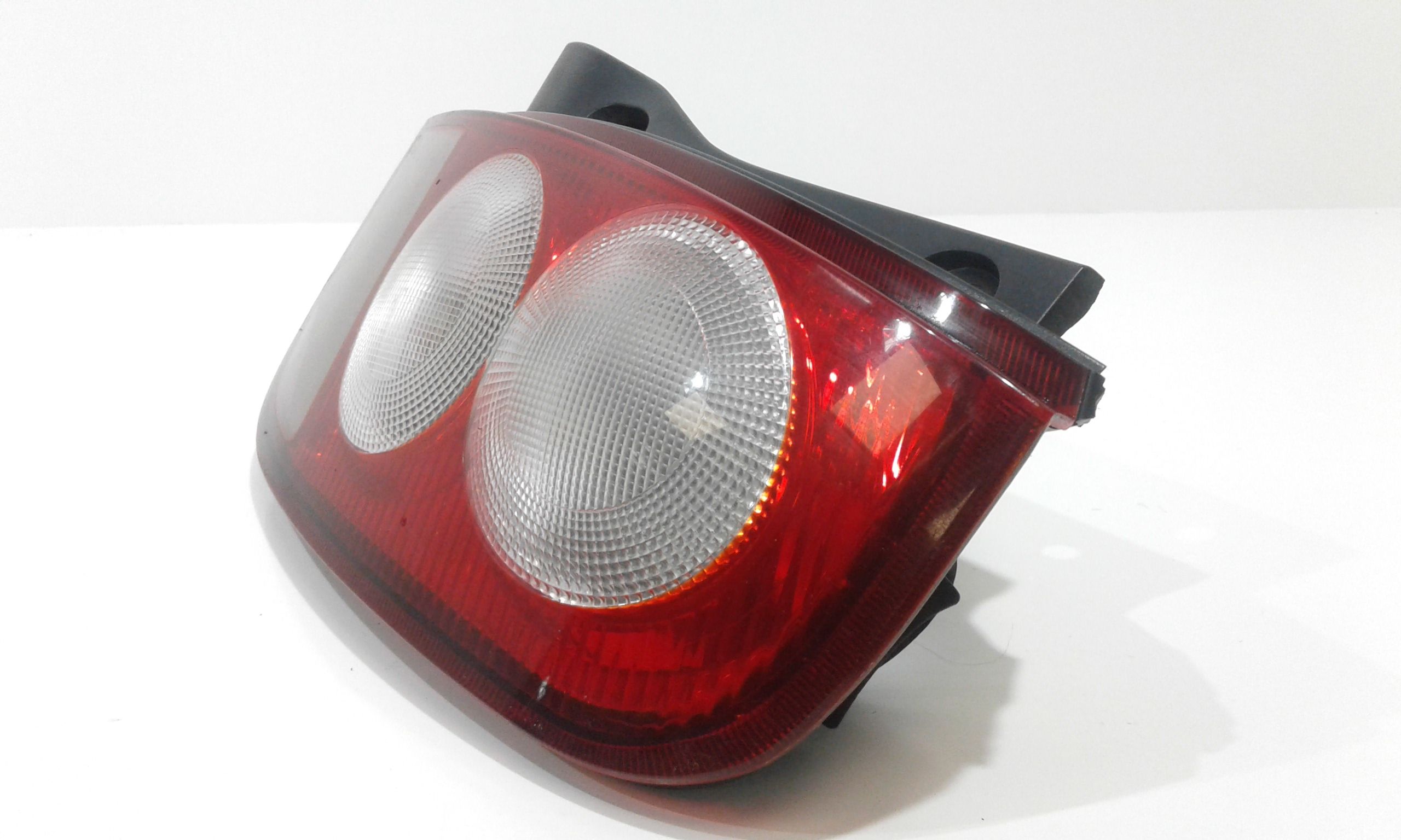 Fanale Post. Destro 26550AX720 Usato