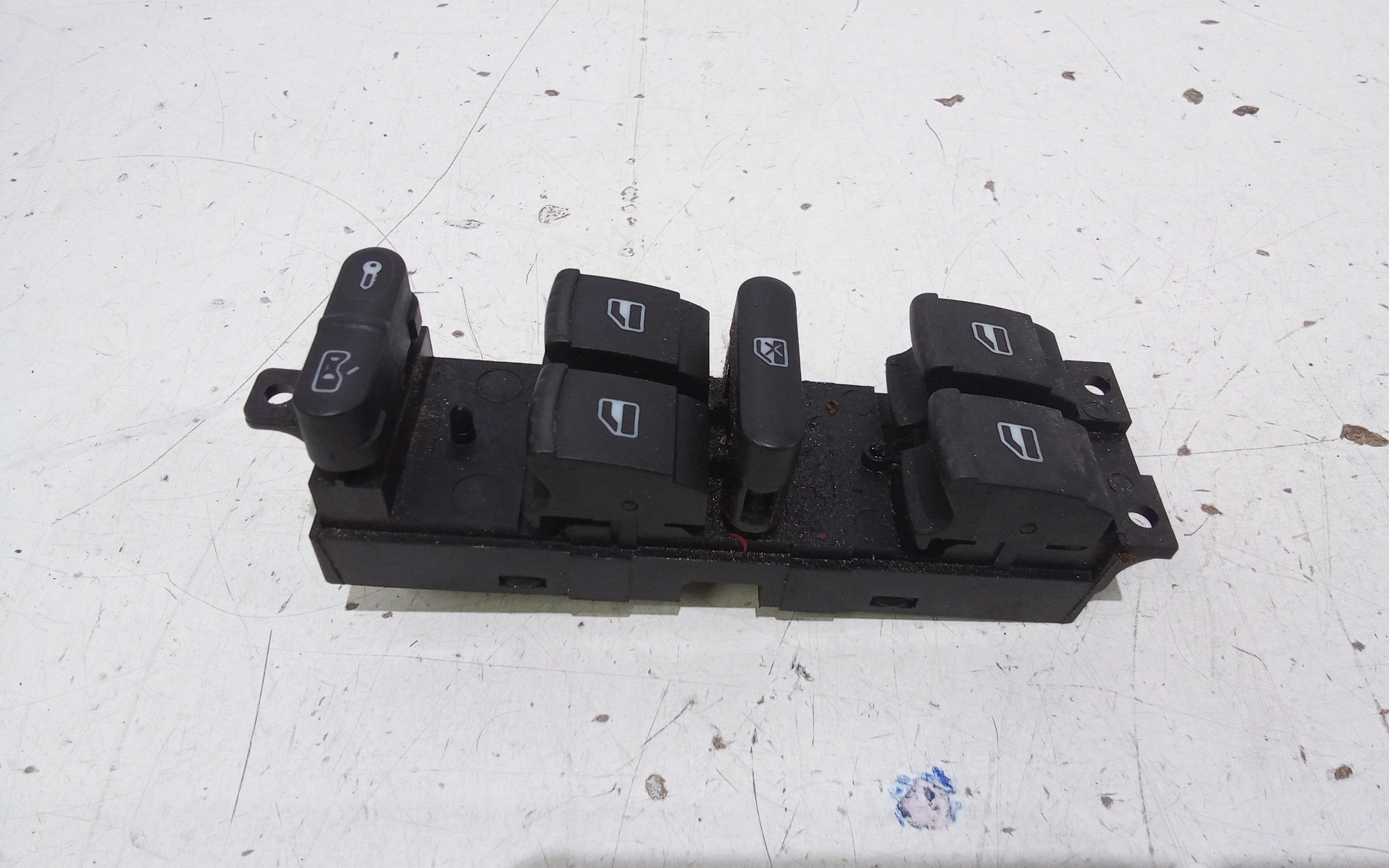 Interruttore Alzacristalli Porta Ant. Sinistro Usato