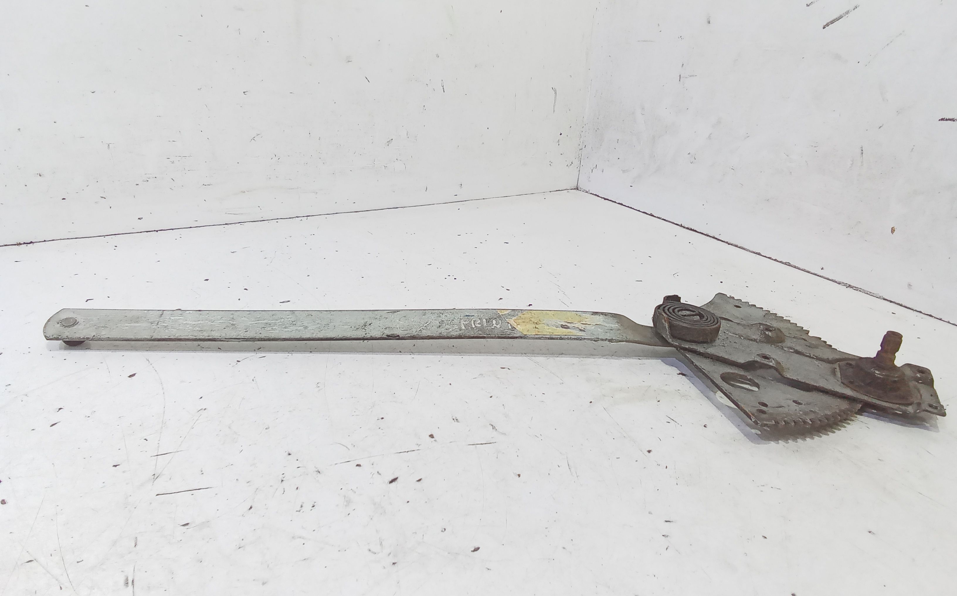 Alzacristallo Porta Ant. Destro A9017201546 Usato