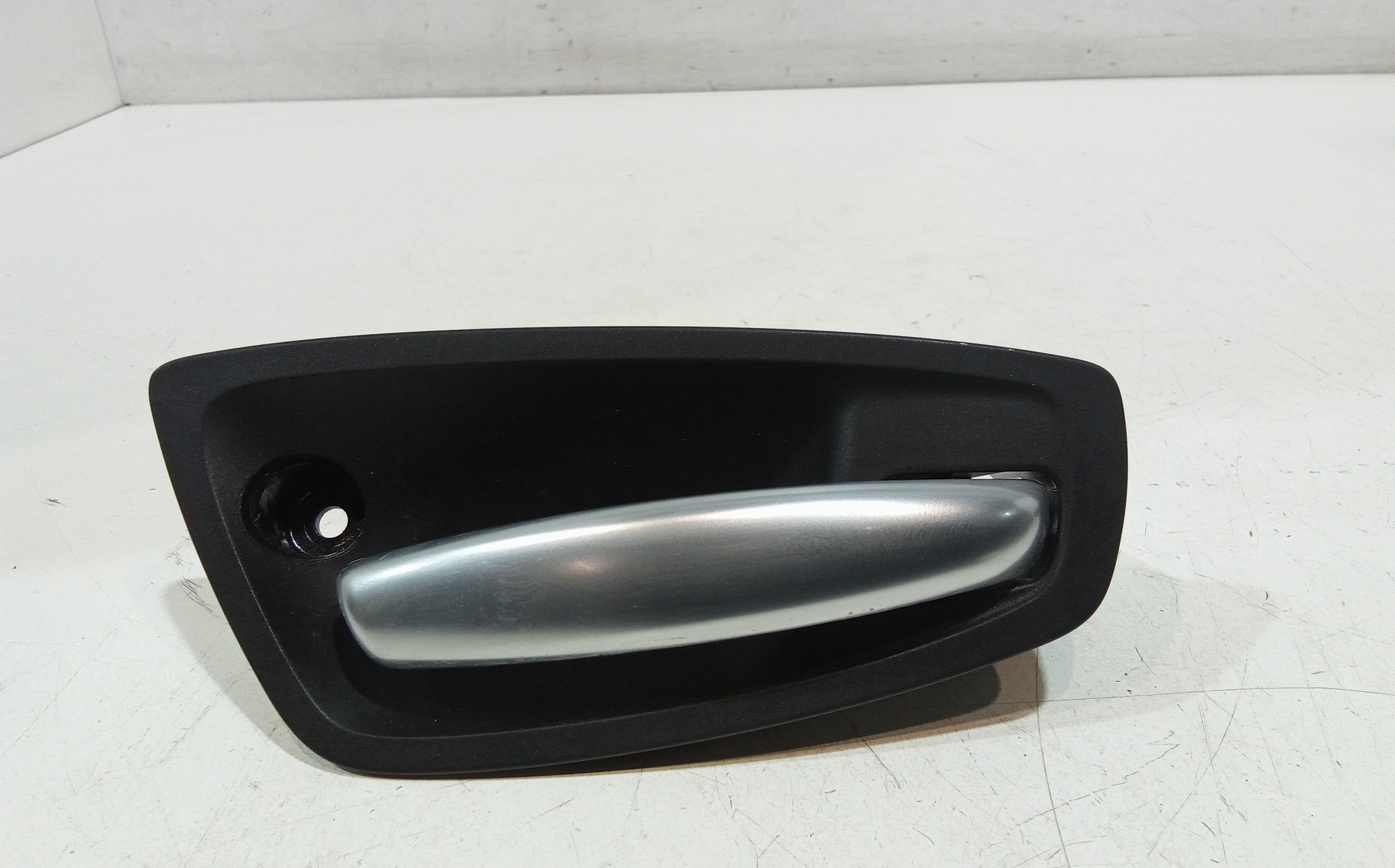 Maniglia Int. Apertura Porta Post. Destro 51417147167 Usato