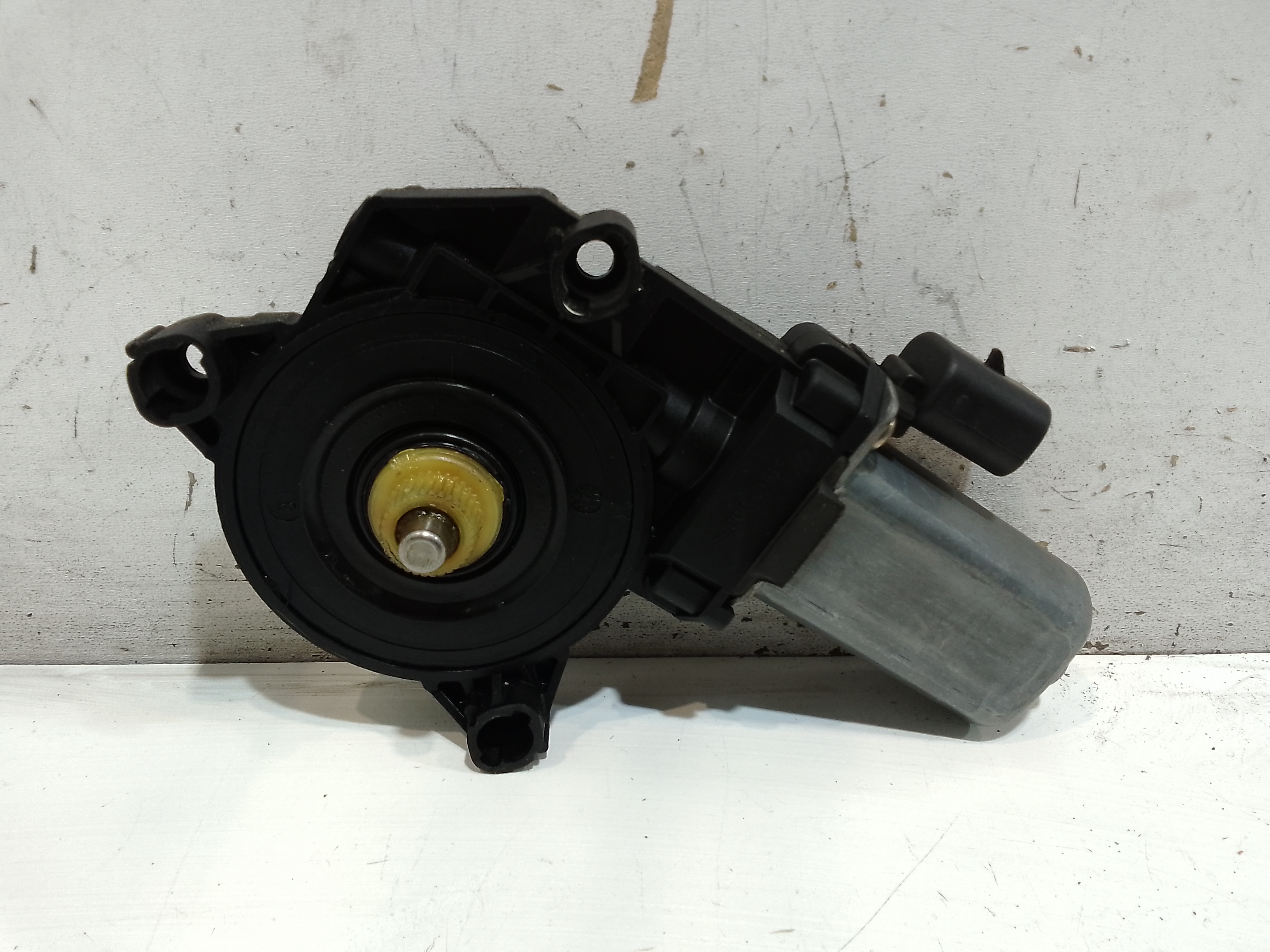 Motorino Alzacristallo Porta Post. Destro 46841277 Usato