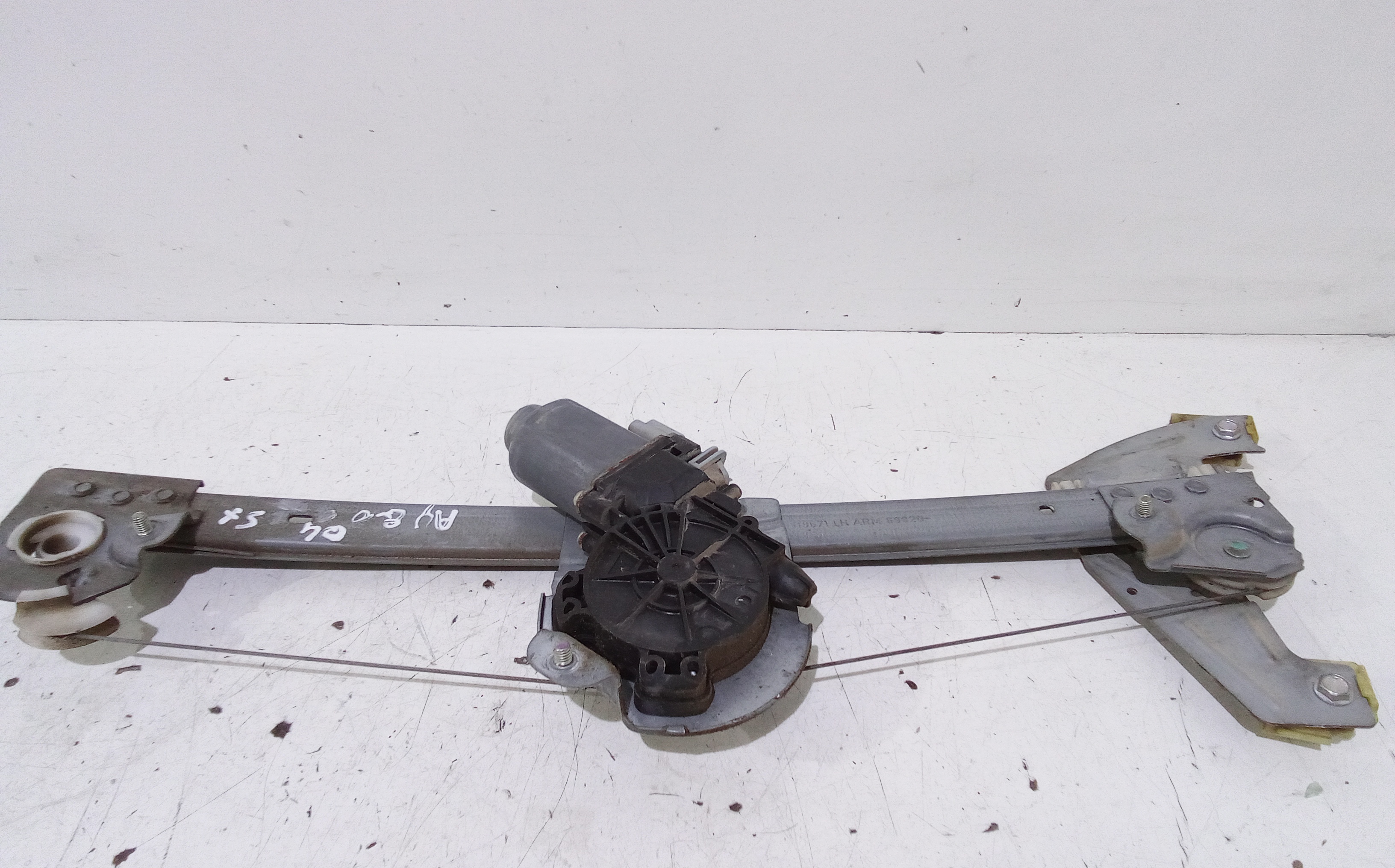 Alzacristallo Porta Ant. Sinistro 698200H010 Usato