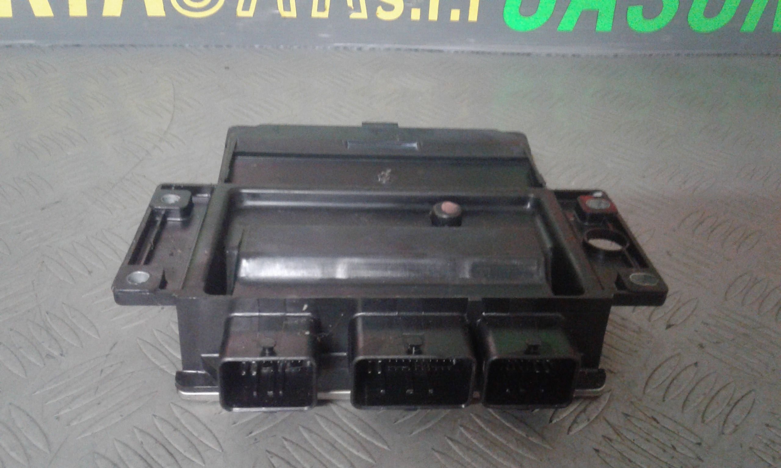 Centralina Iniezione 391083E522 Usato