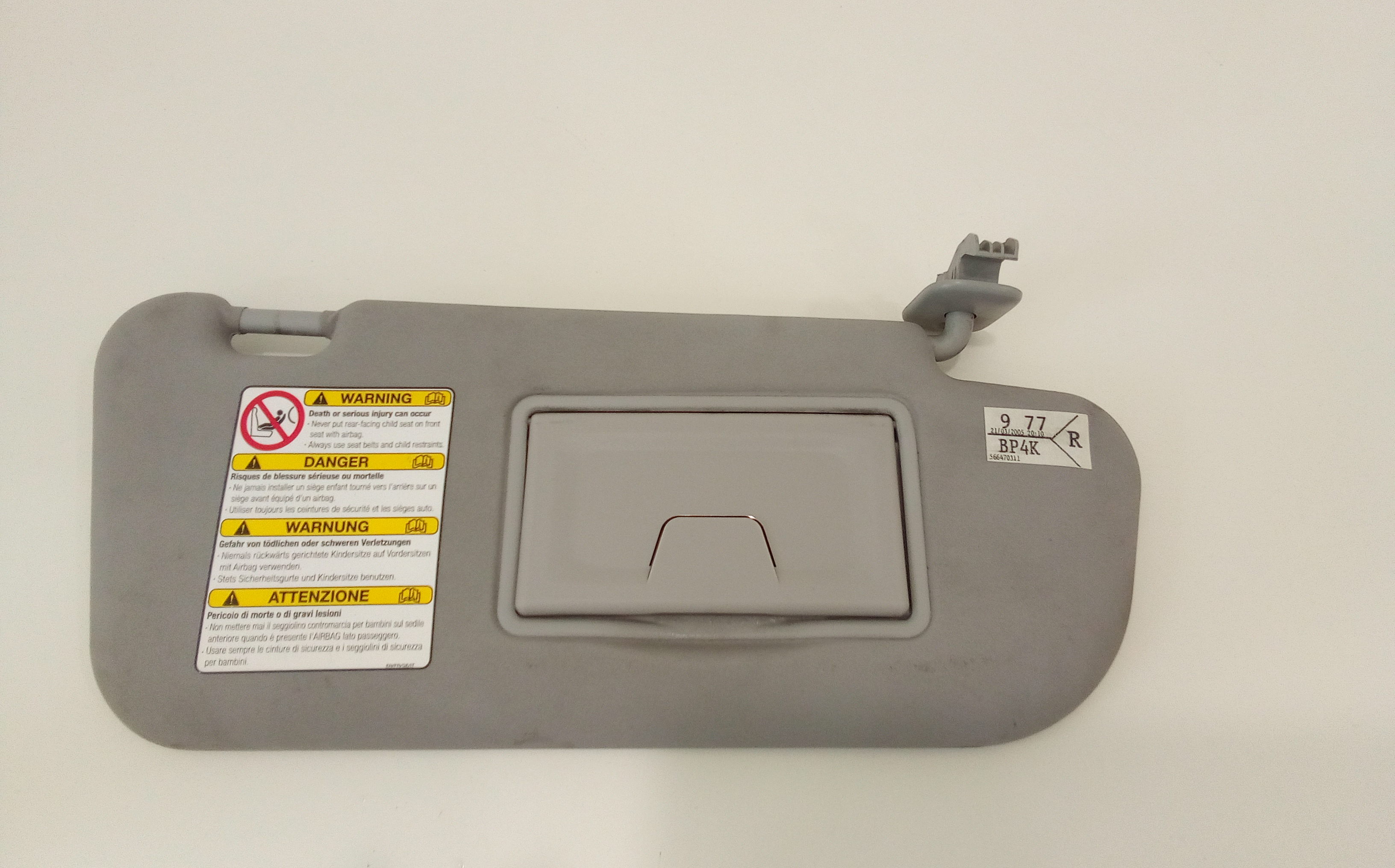 Aletta Parasole Parabrezza Destro BR5S6927030 Usato