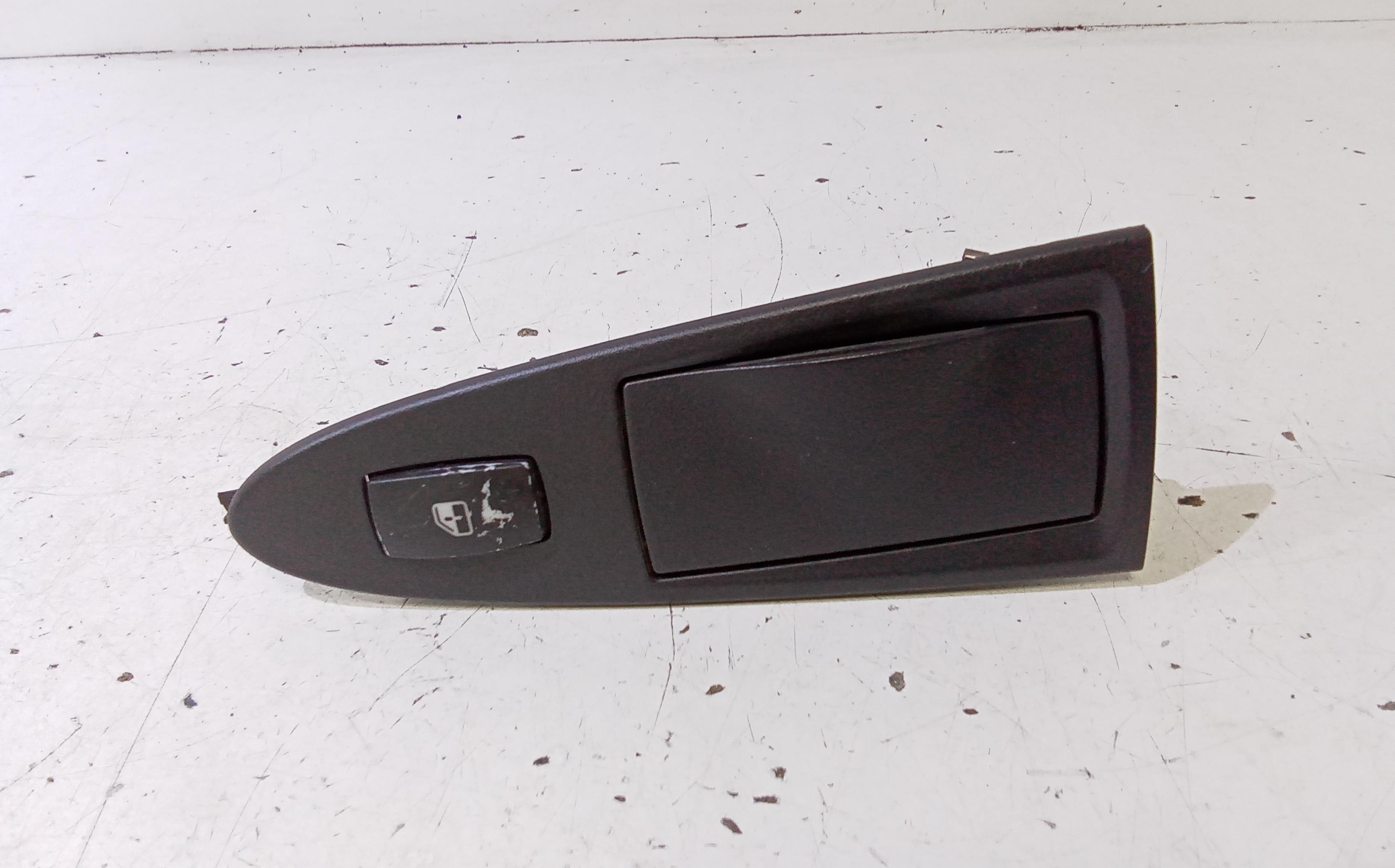 Interruttore Alzacristalli Porta Post. Sinistro 735398871 Usato