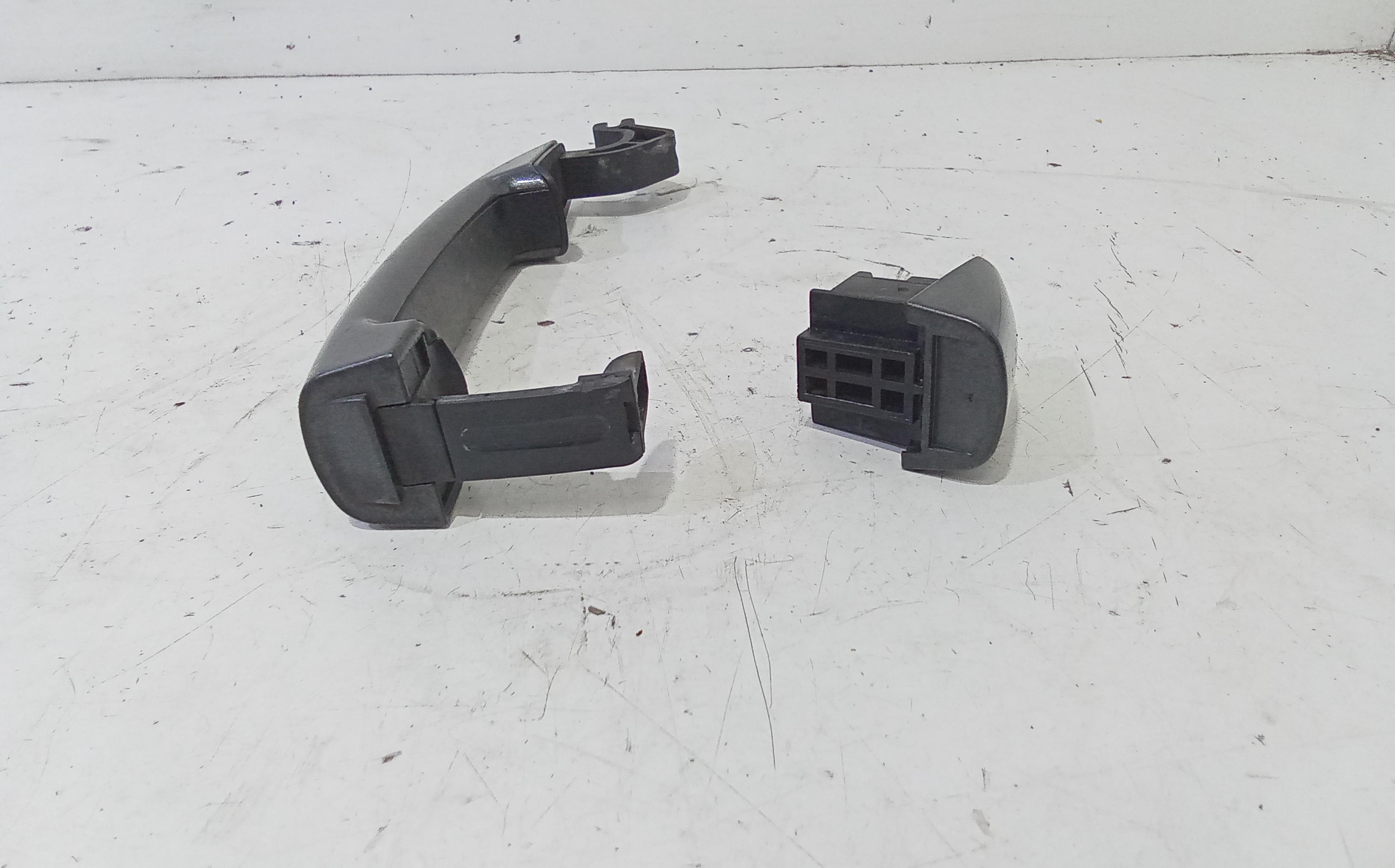 Maniglia Porta Ant. Destro 9101GE Usato