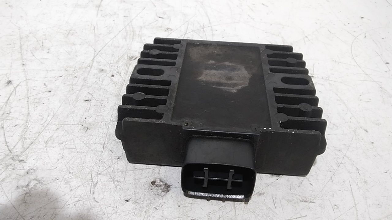 Regolatore Tensione Usato