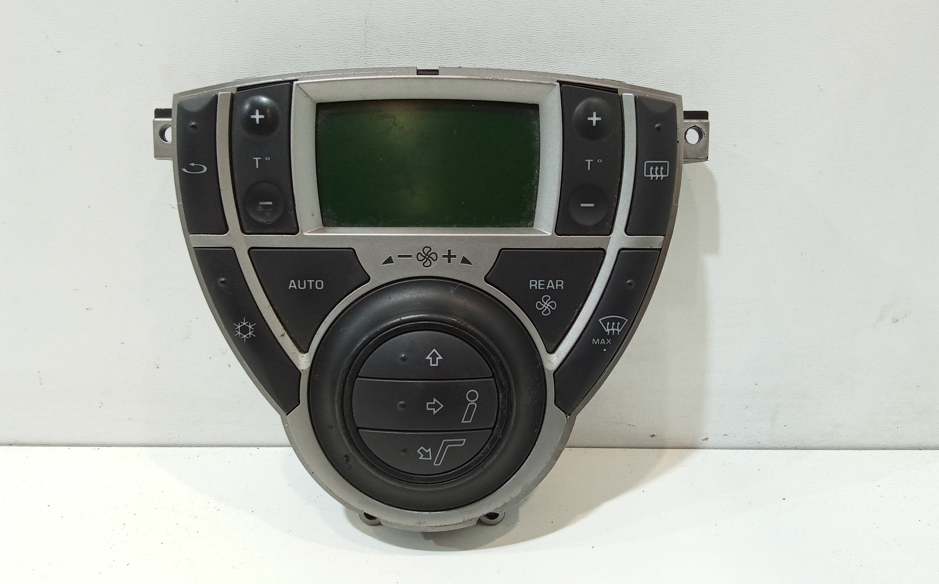 Blocco Comando Climatizzazione 1498679689 Usato