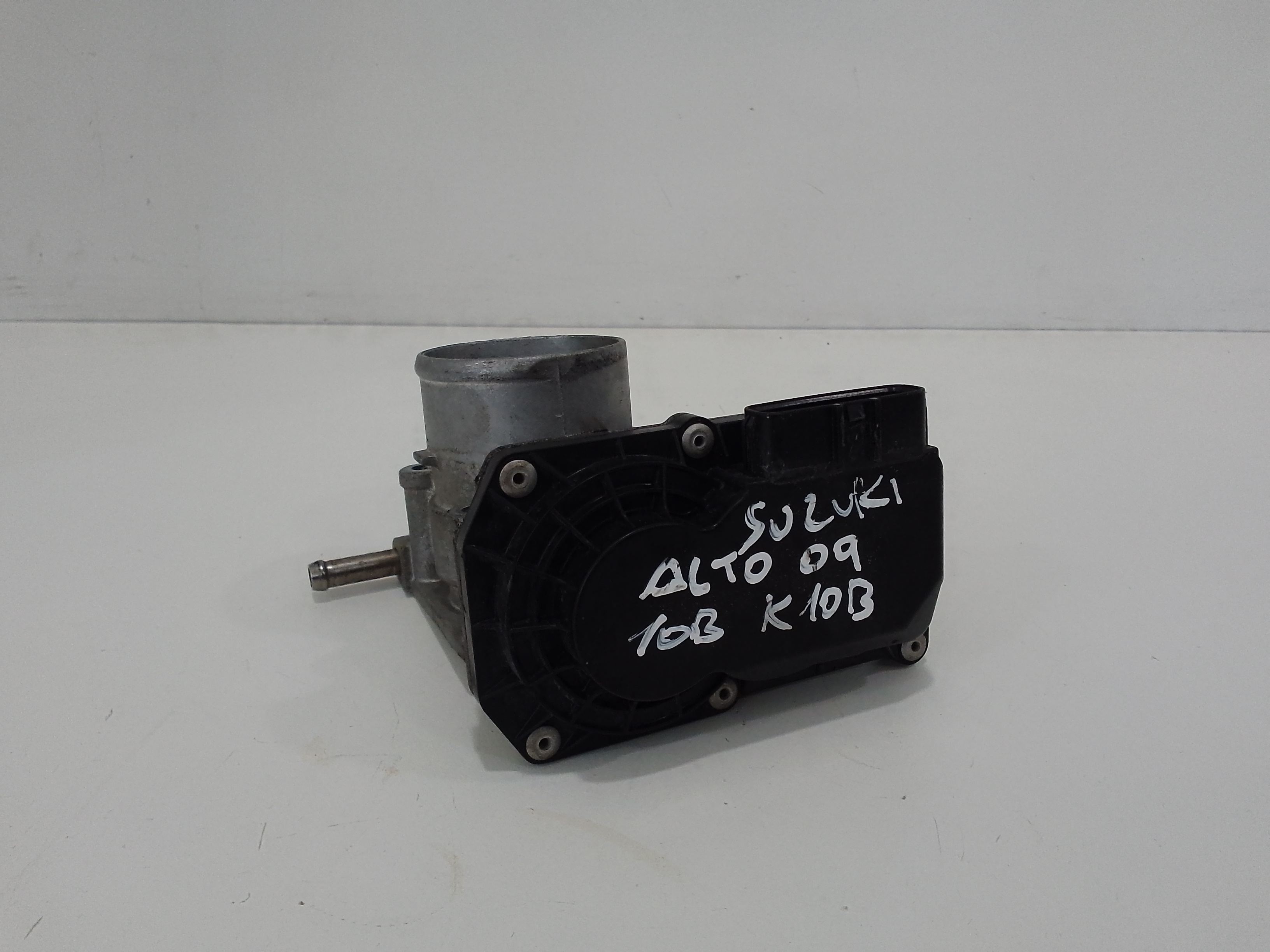 Corpo Farfallato 13400M71M00000 Usato