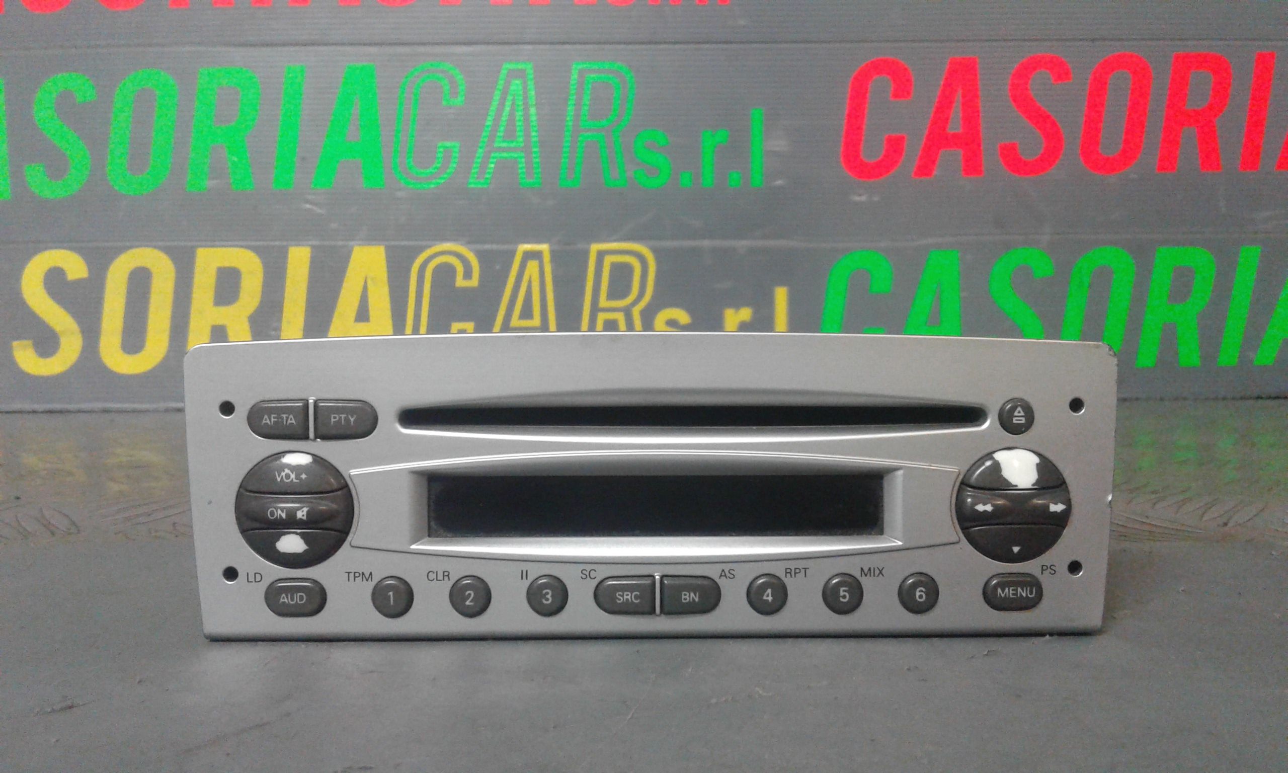 Autoradio 156051734 Usato