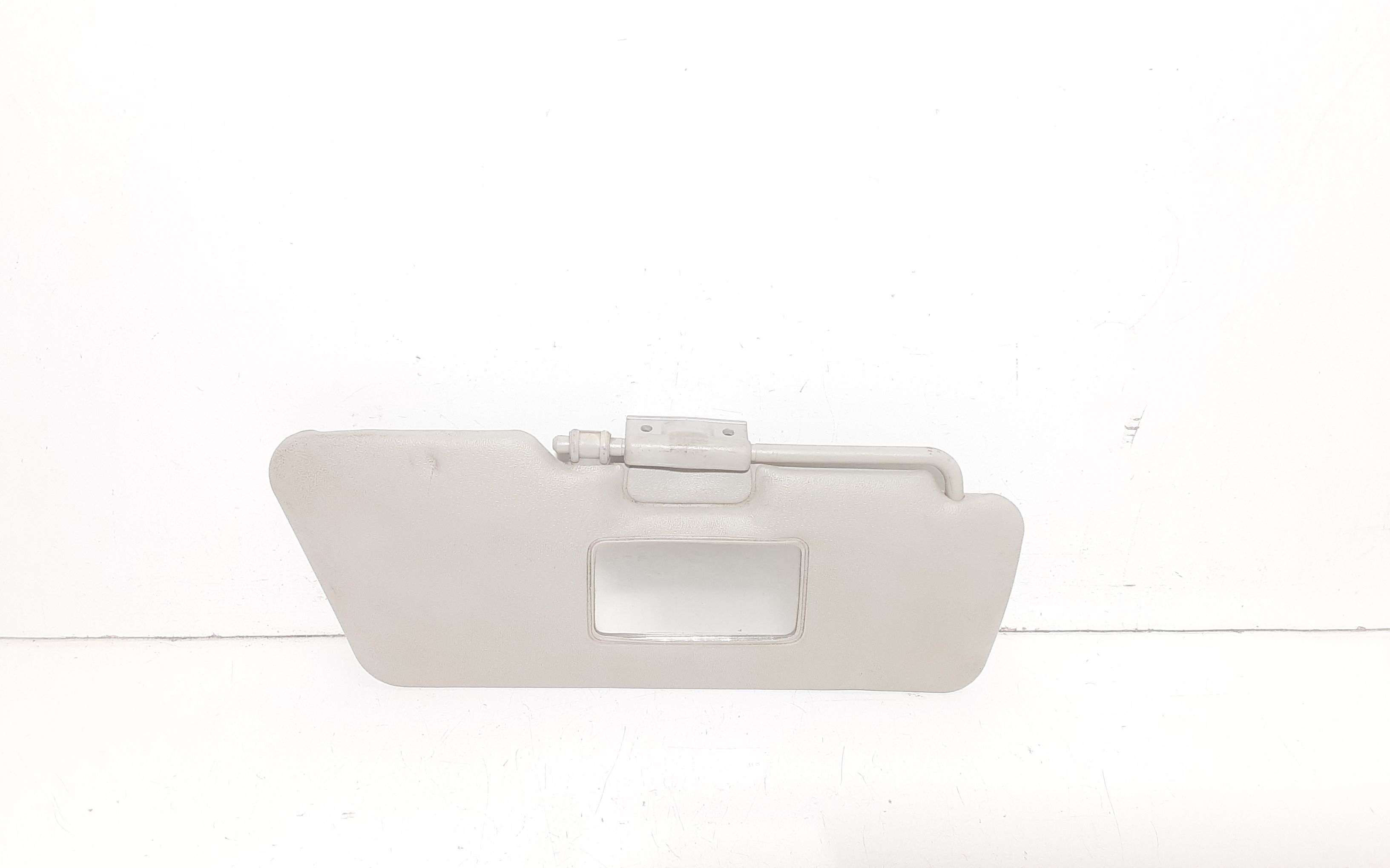 Aletta Parasole Parabrezza Destro 735244339 Usato