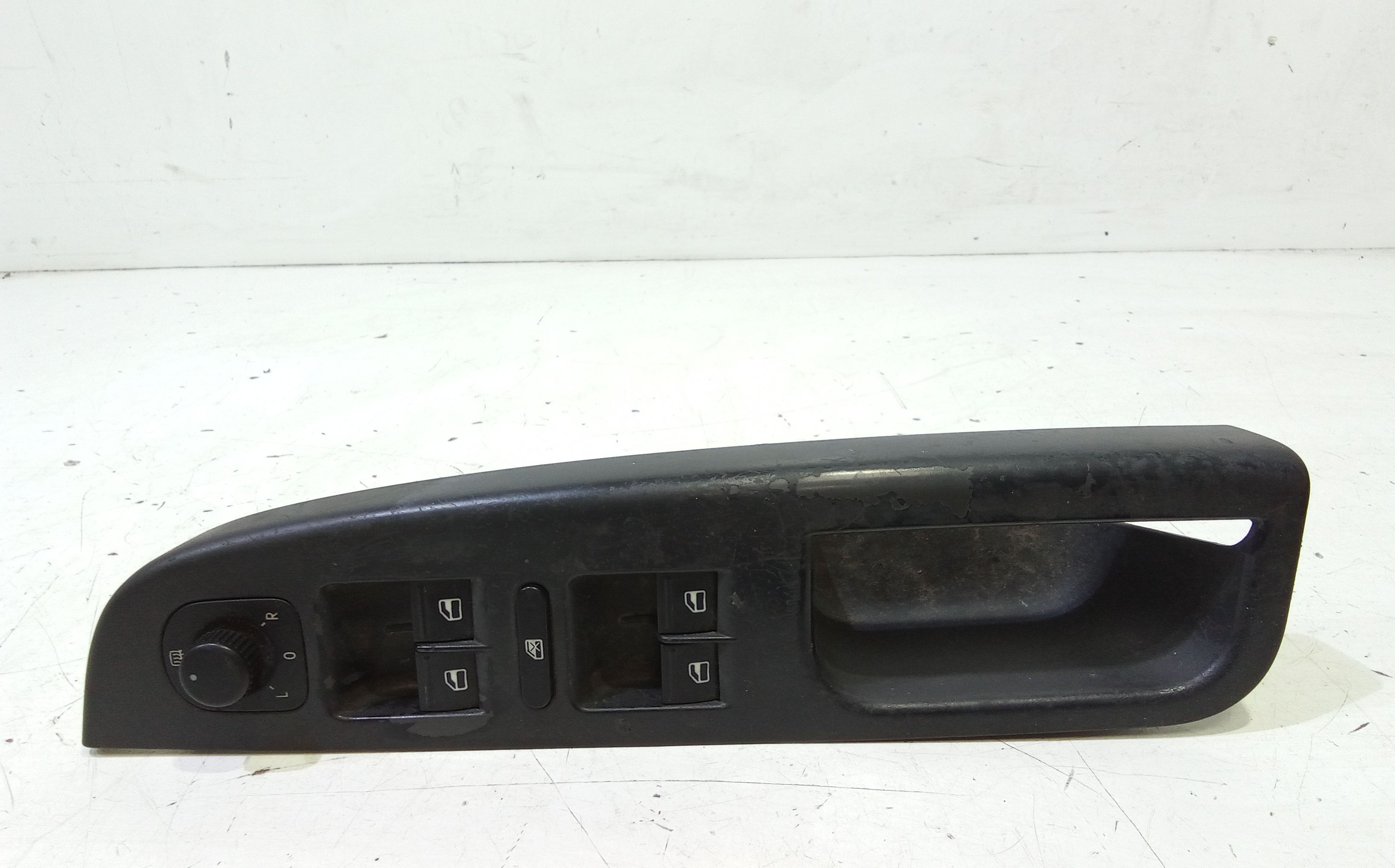 Interruttore Alzacristalli Porta Ant. Sinistro Usato