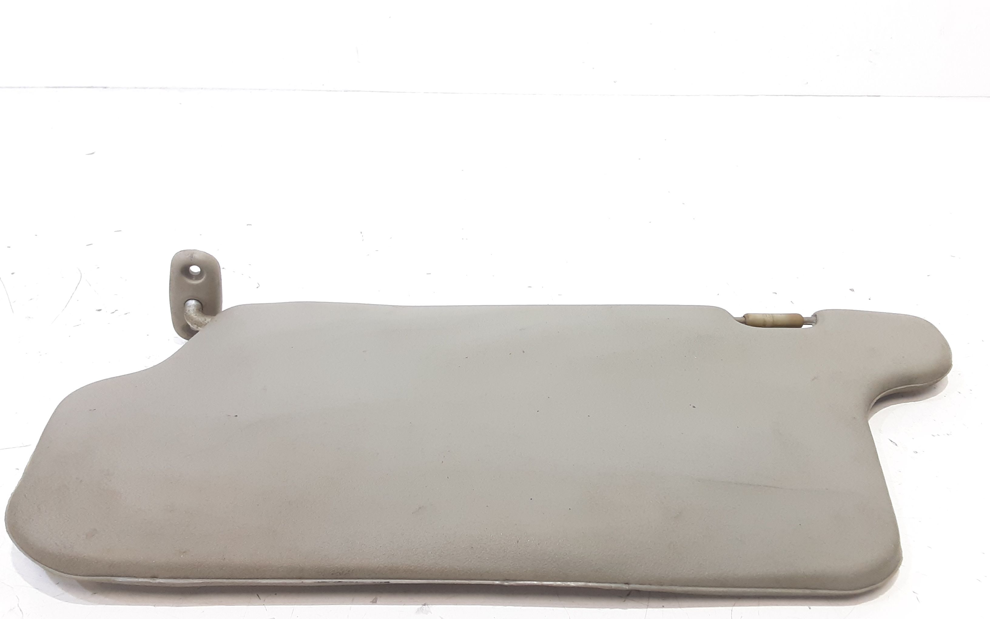 Aletta Parasole Parabrezza Destro 8520202500OB Usato