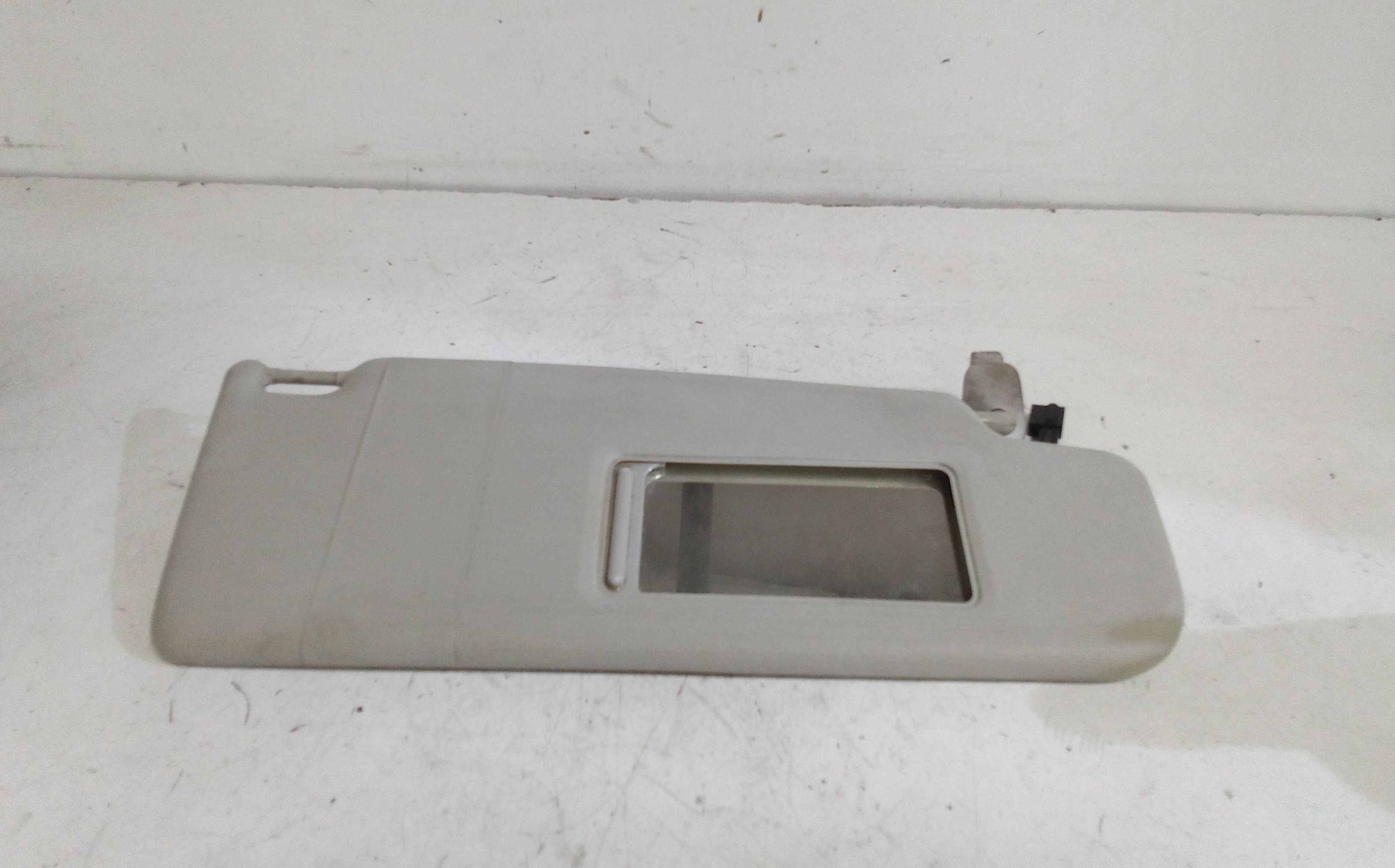 Aletta Parasole Parabrezza Destro Usato