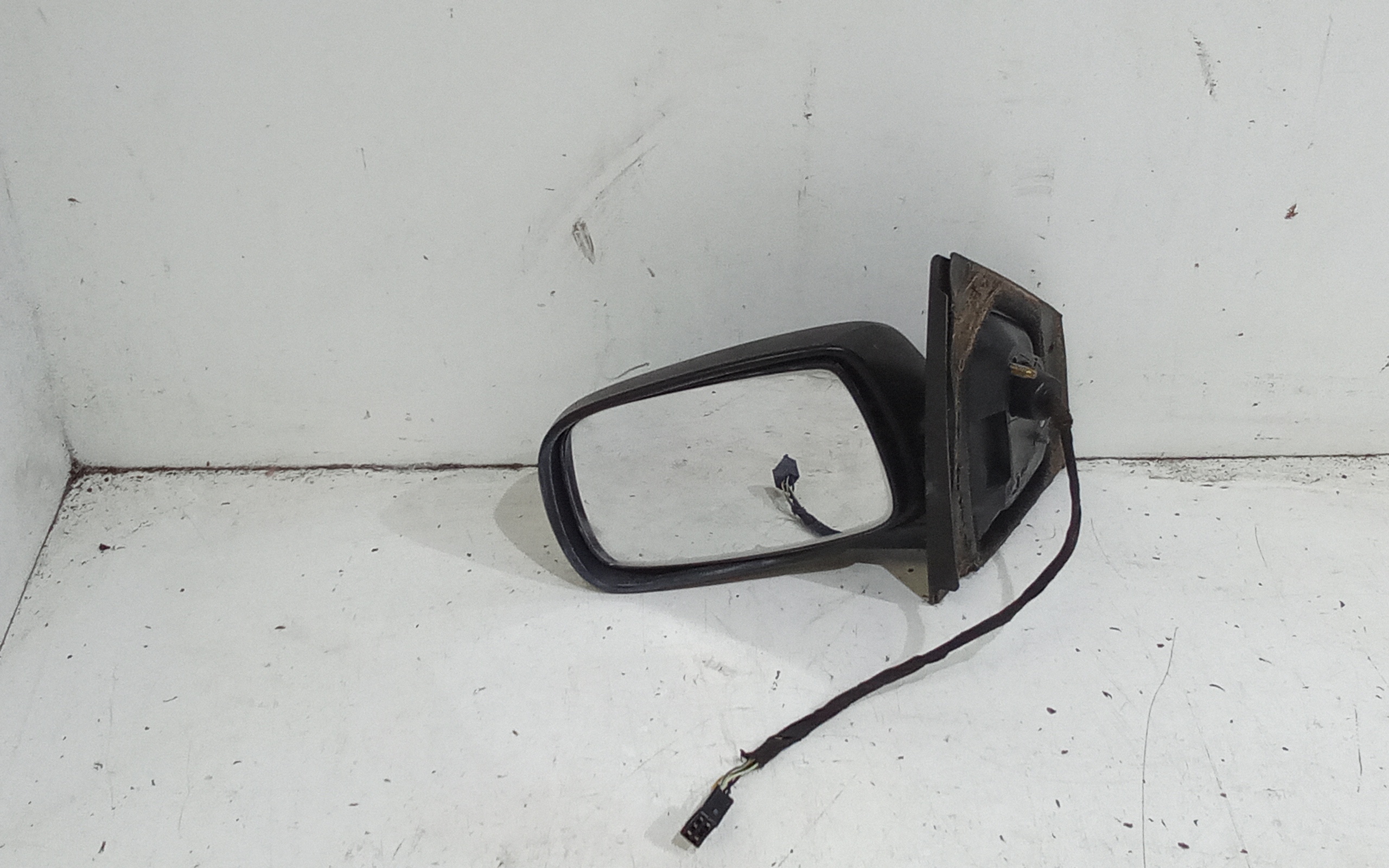 Retrovisore Est. Sinistro 879400D012 Usato