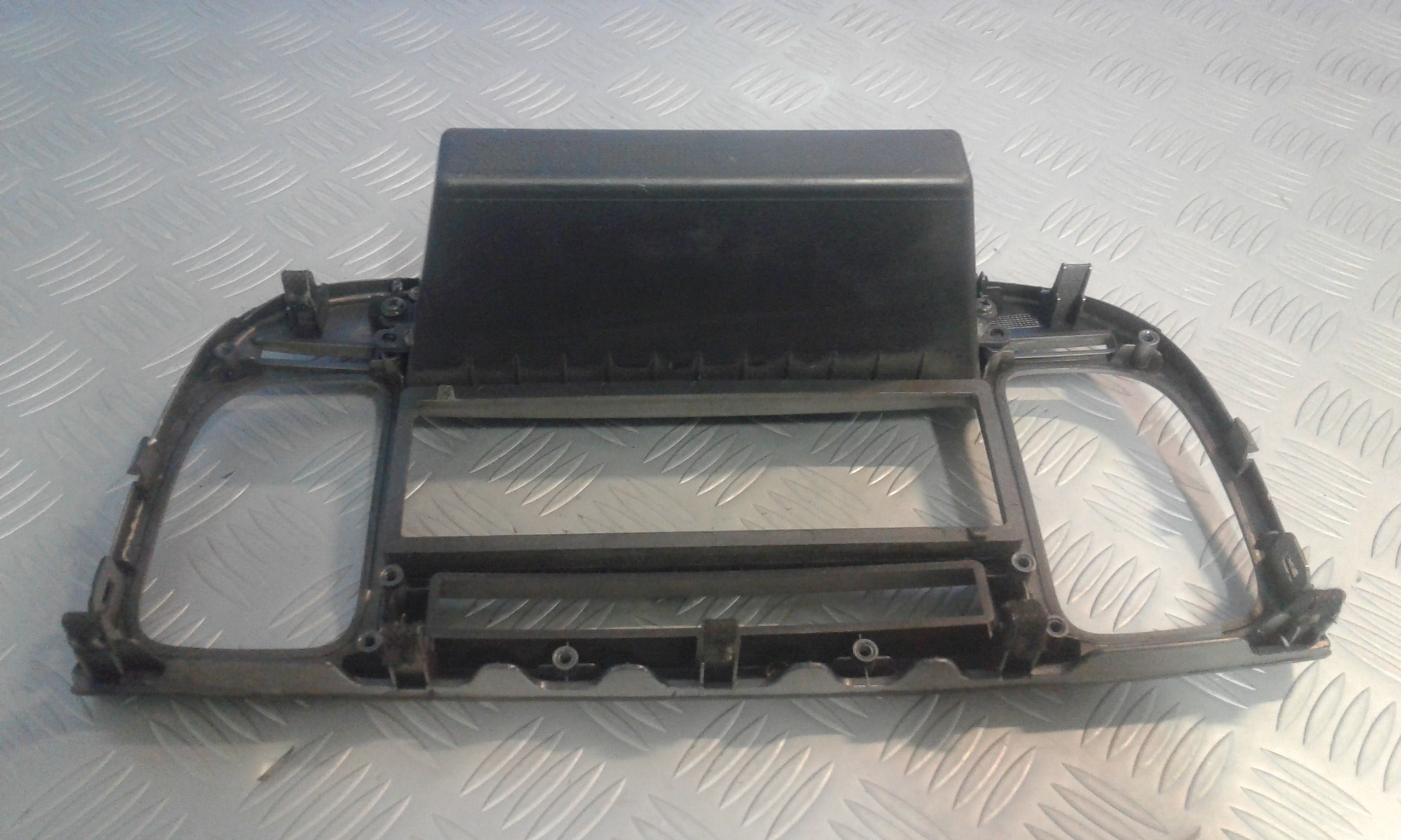 Rivestimento Centr. Cruscotto, Mascherina Portastrumenti Centr. Cruscotto Usato